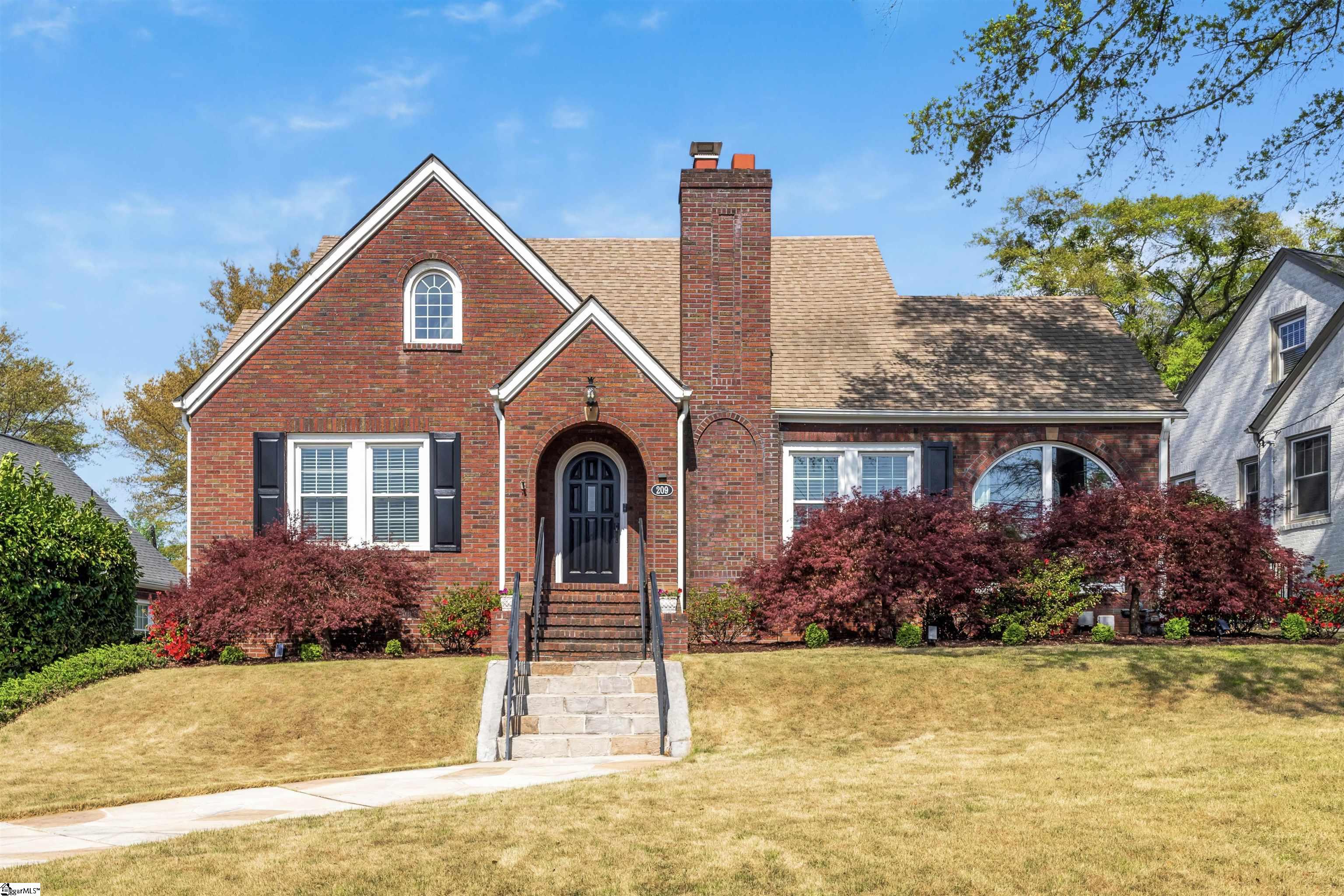 209 Cleveland Street