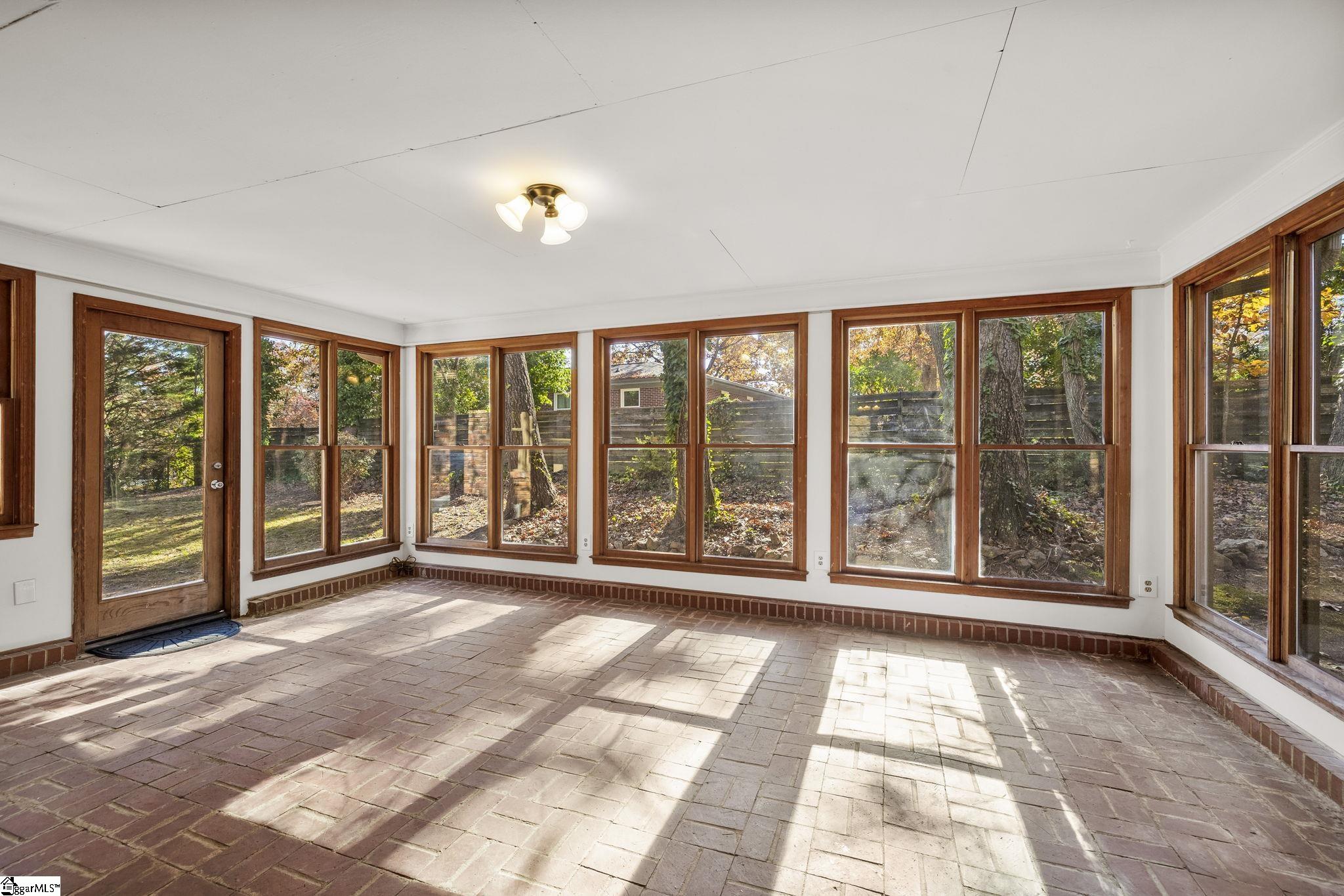 310 Cardinal Drive
