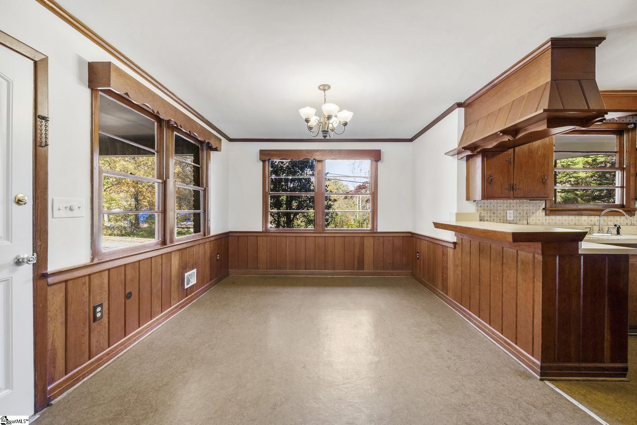 310 Cardinal Drive