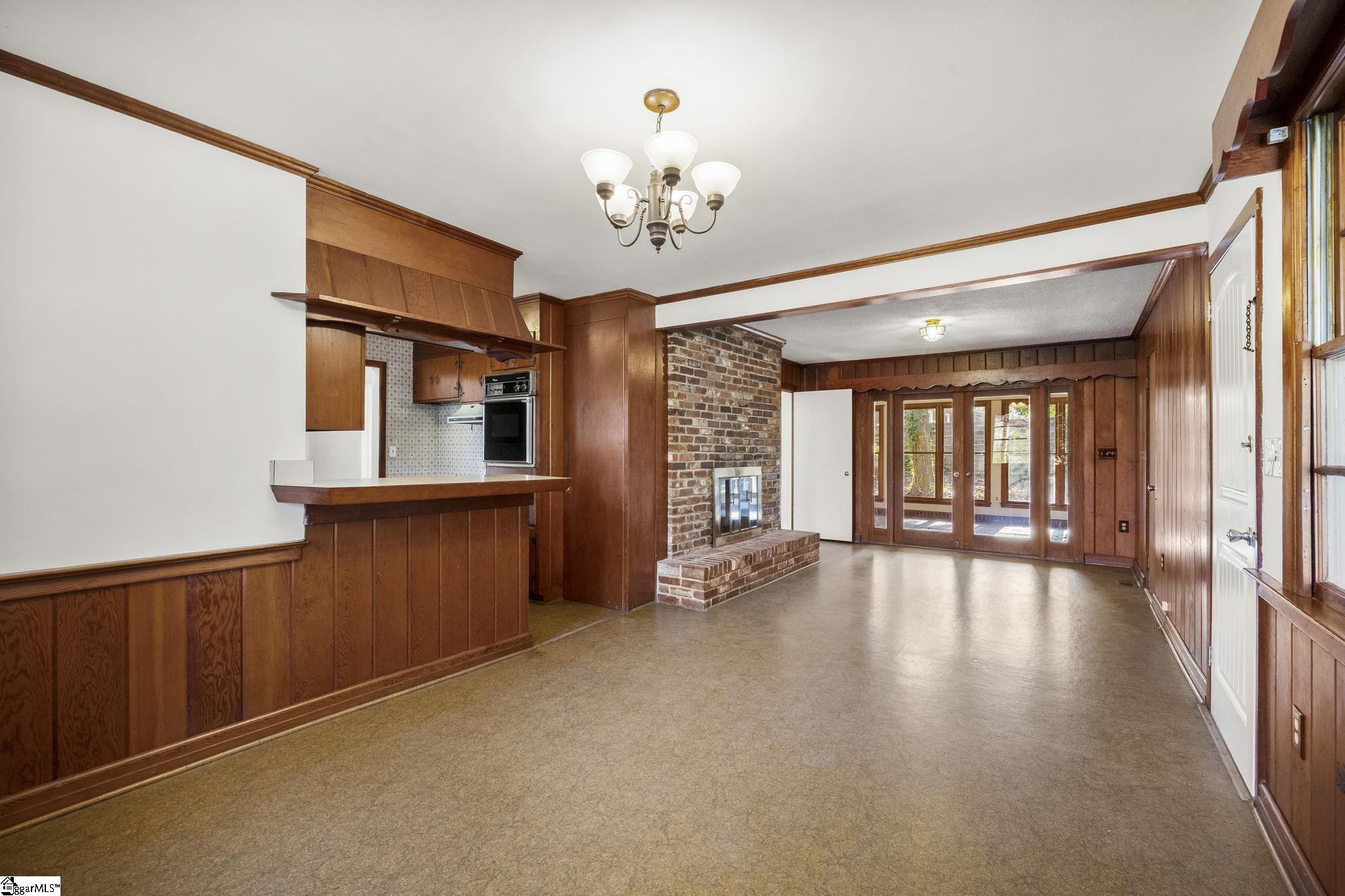 310 Cardinal Drive