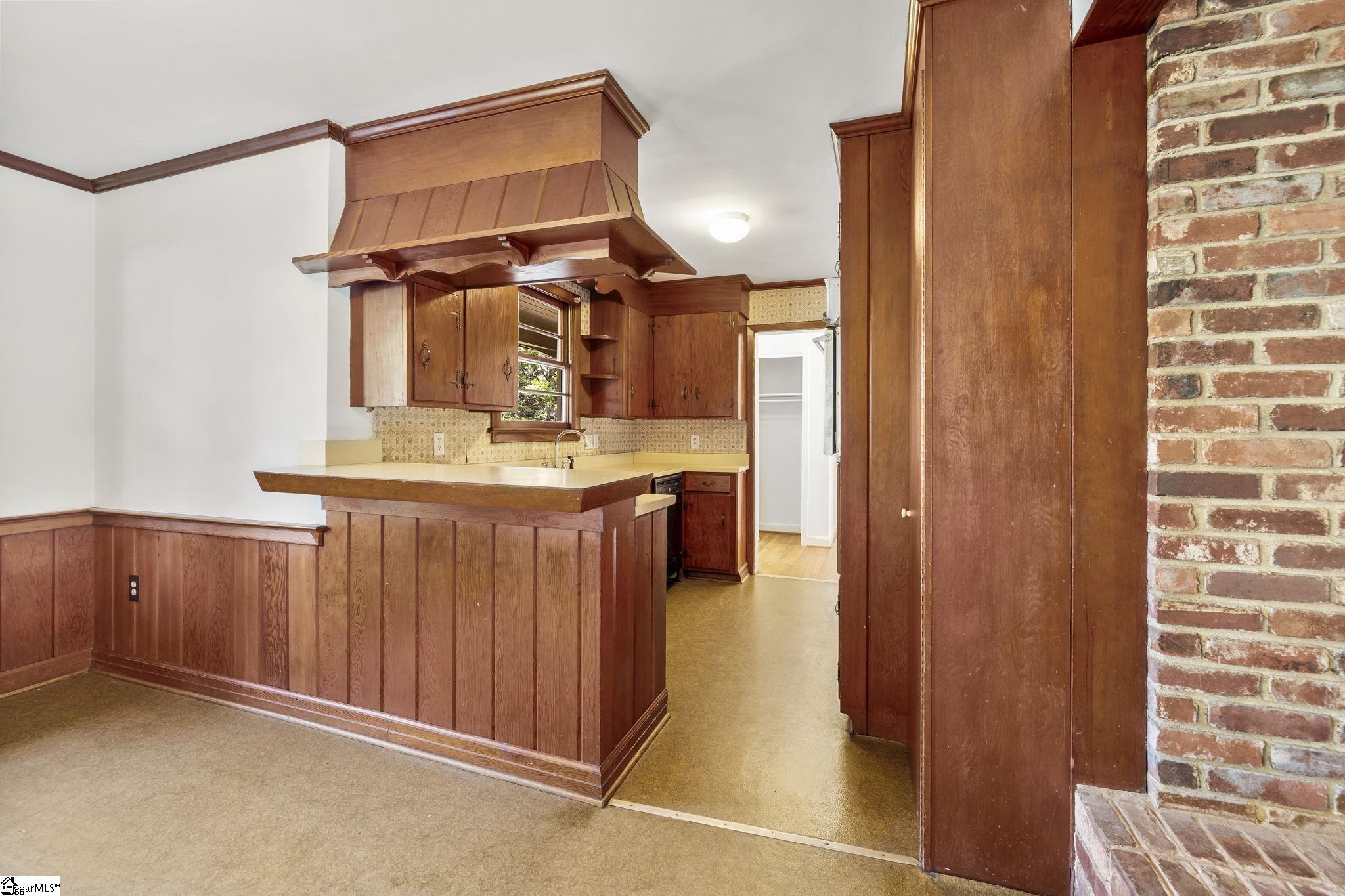 310 Cardinal Drive