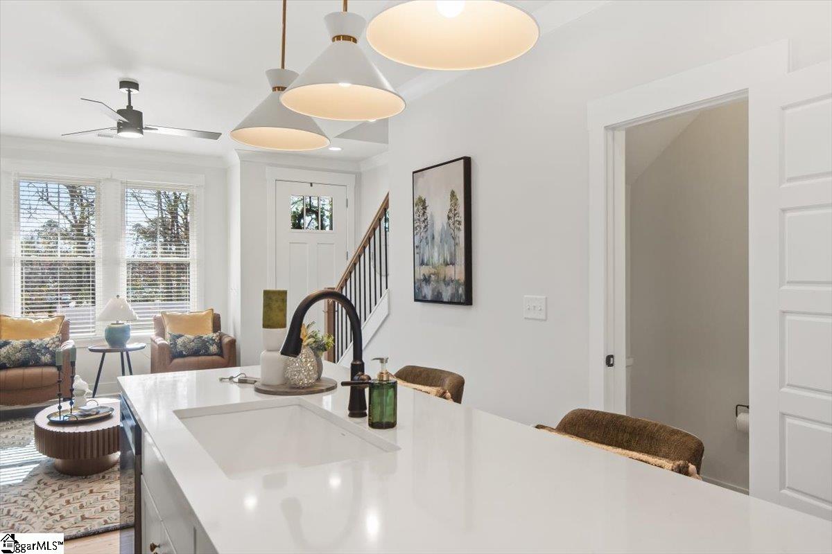 9 Hawthorne Lane Unit 104