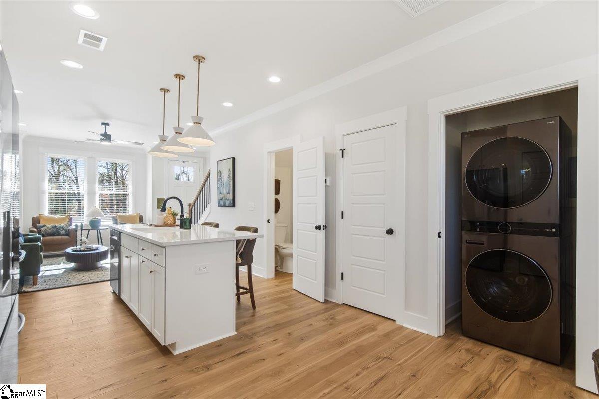 9 Hawthorne Lane Unit 104