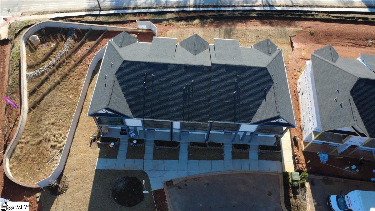 9 Hawthorne Lane Unit 104