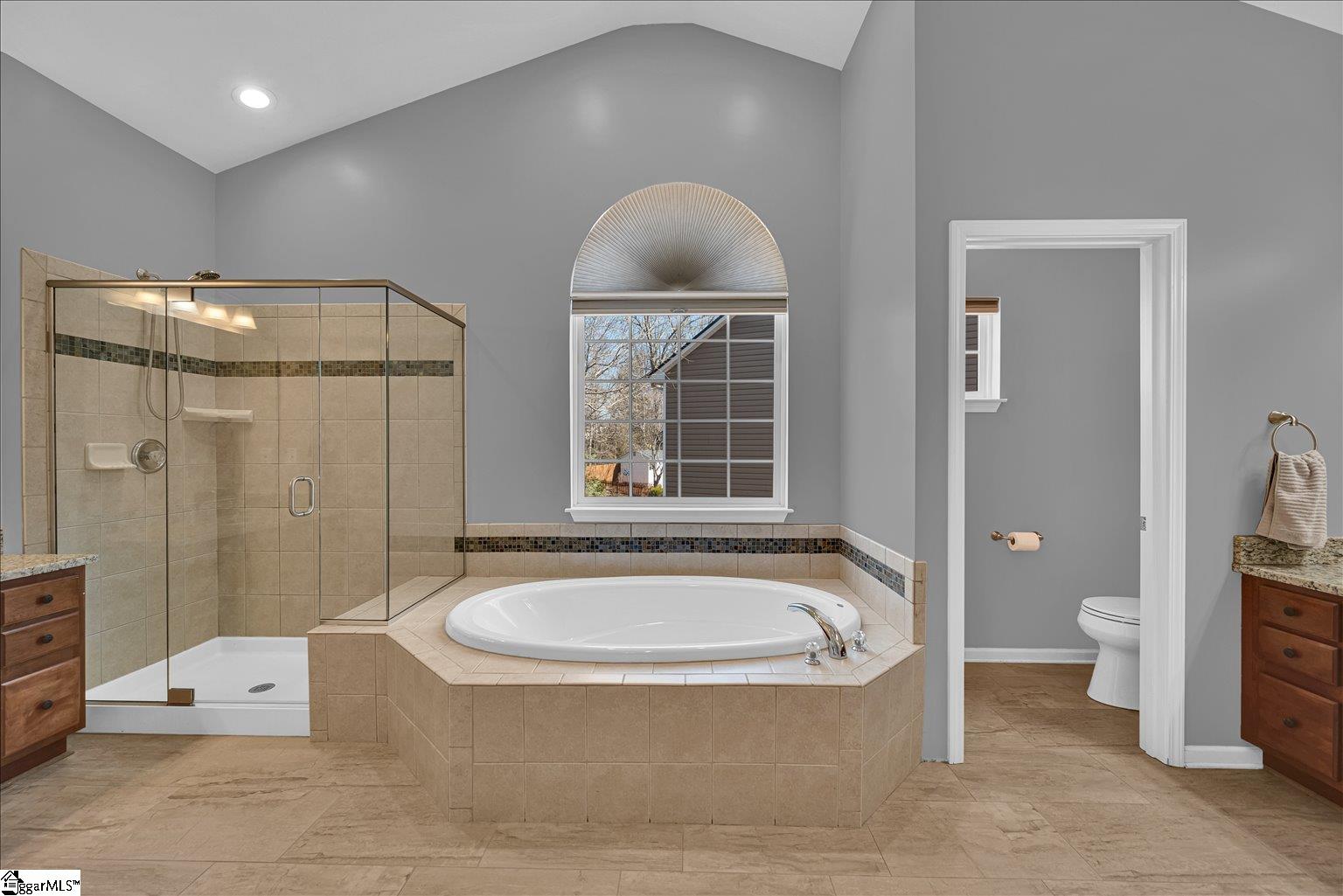 27 Waters Reach Lane