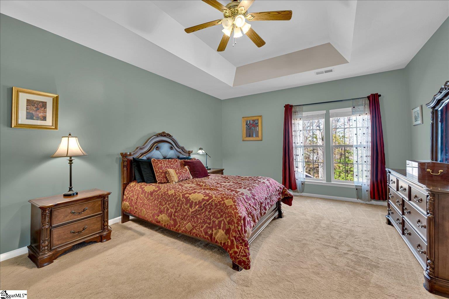 27 Waters Reach Lane