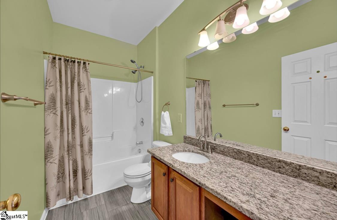 27 Waters Reach Lane