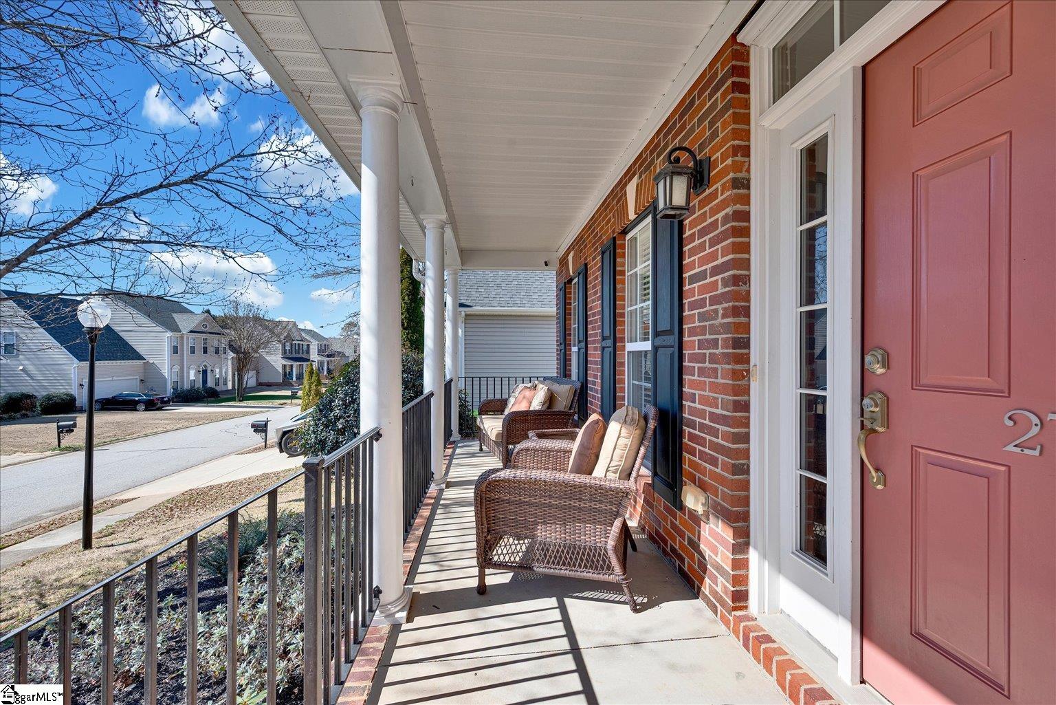 27 Waters Reach Lane