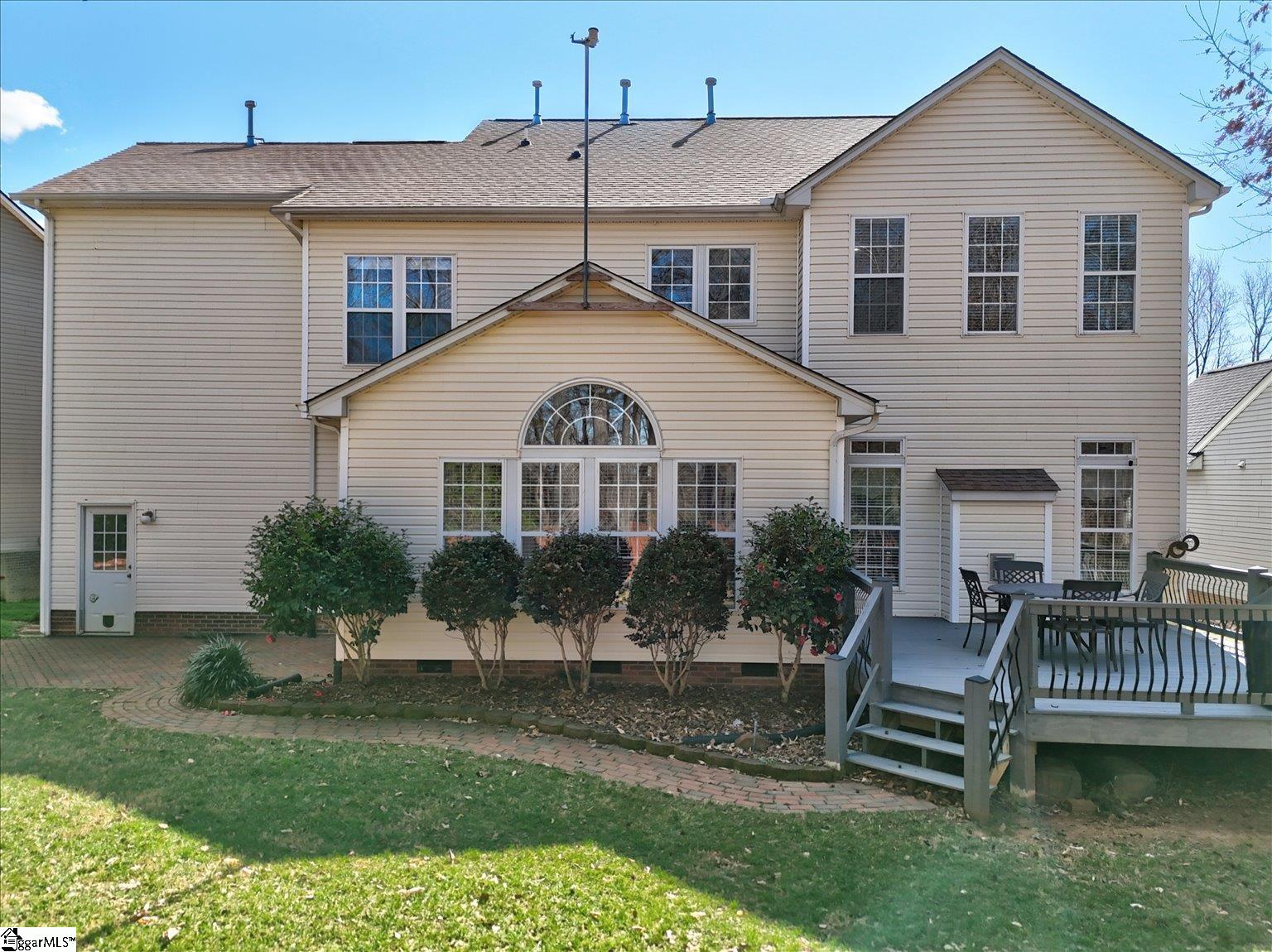 27 Waters Reach Lane