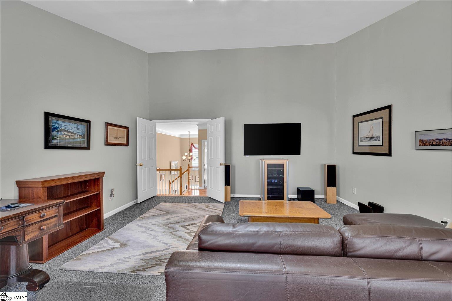 27 Waters Reach Lane