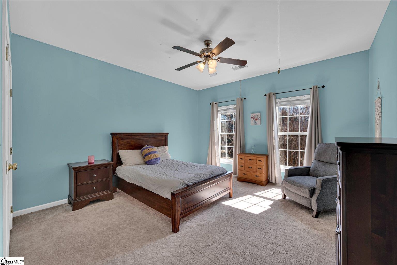 27 Waters Reach Lane