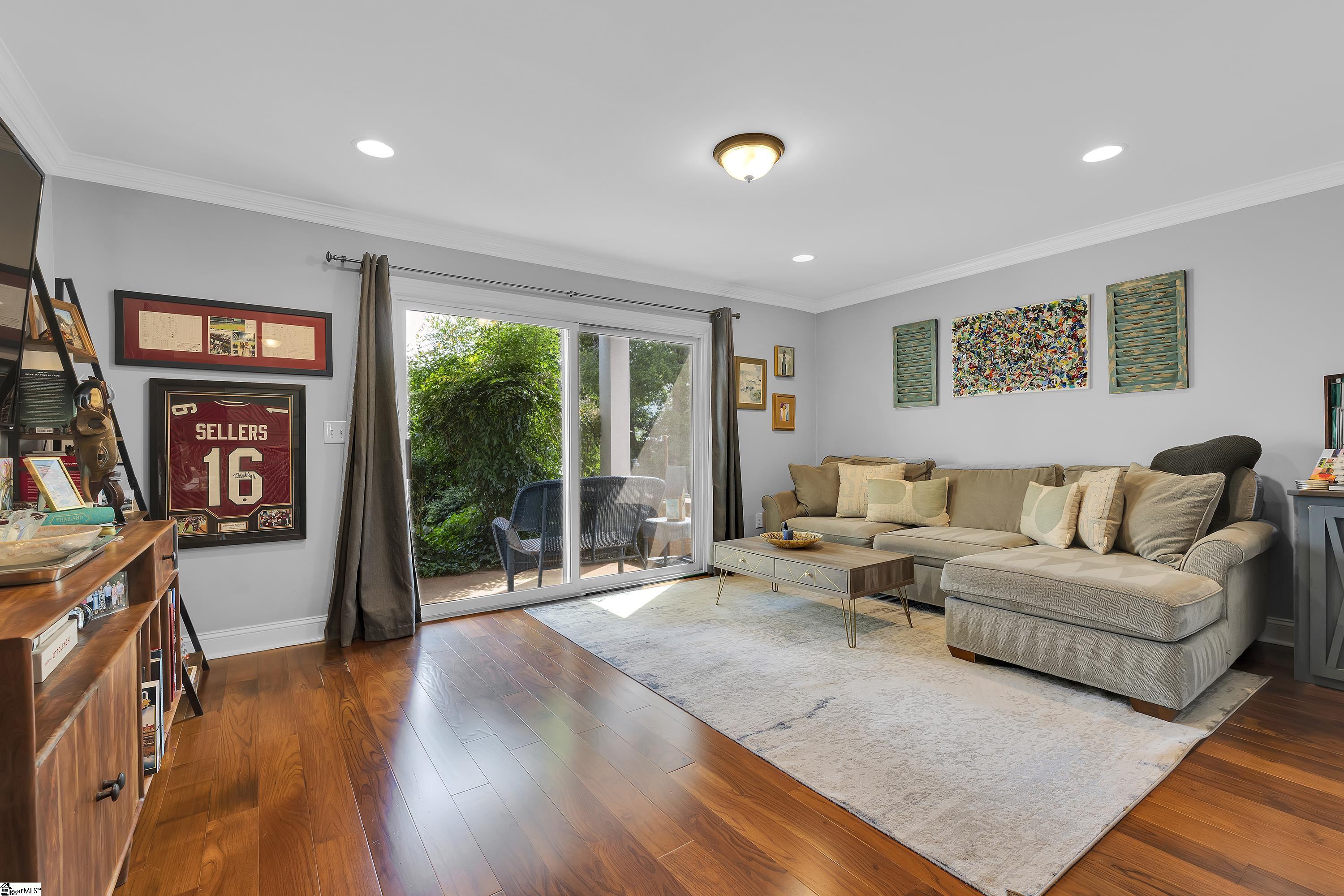 925 Cleveland Street Unit 115