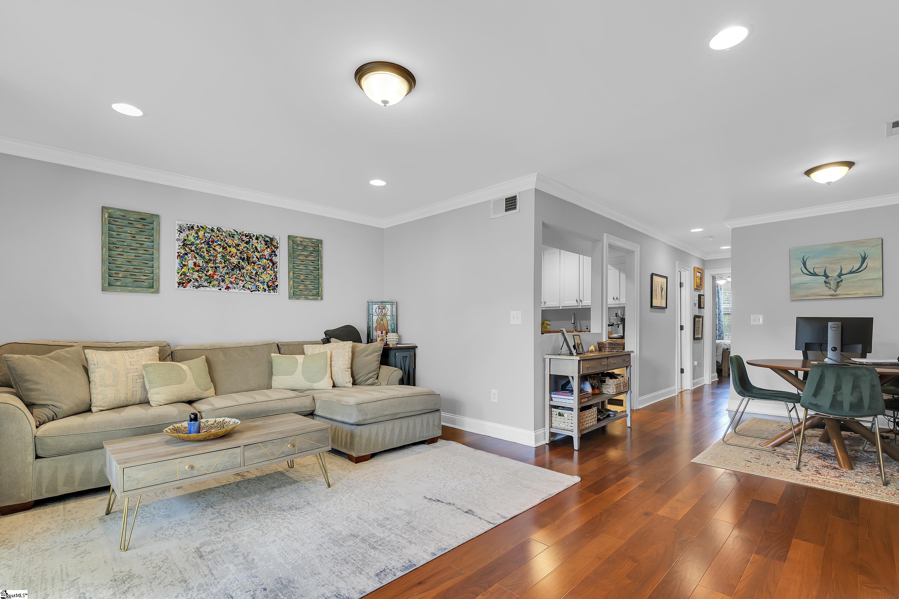 925 Cleveland Street Unit 115