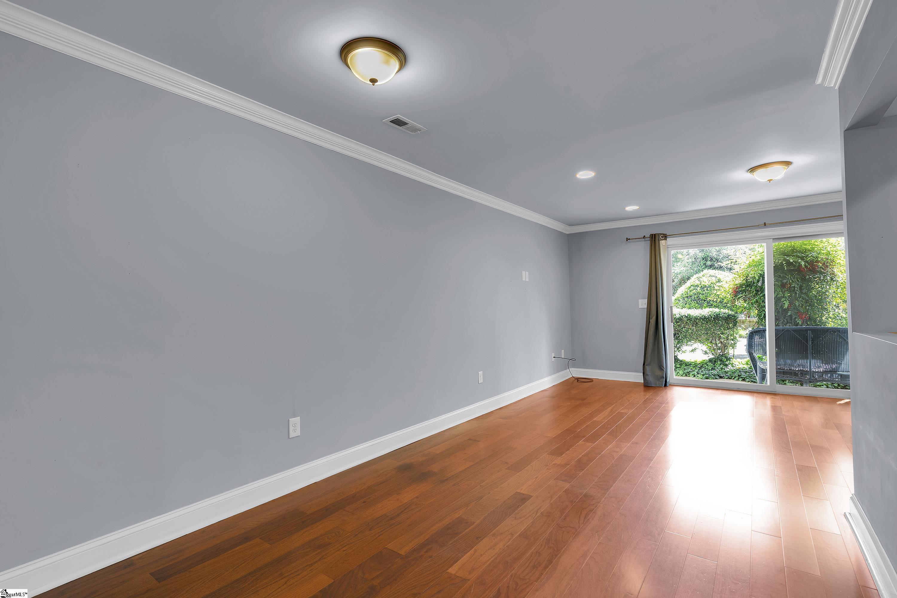 925 Cleveland Street Unit 115