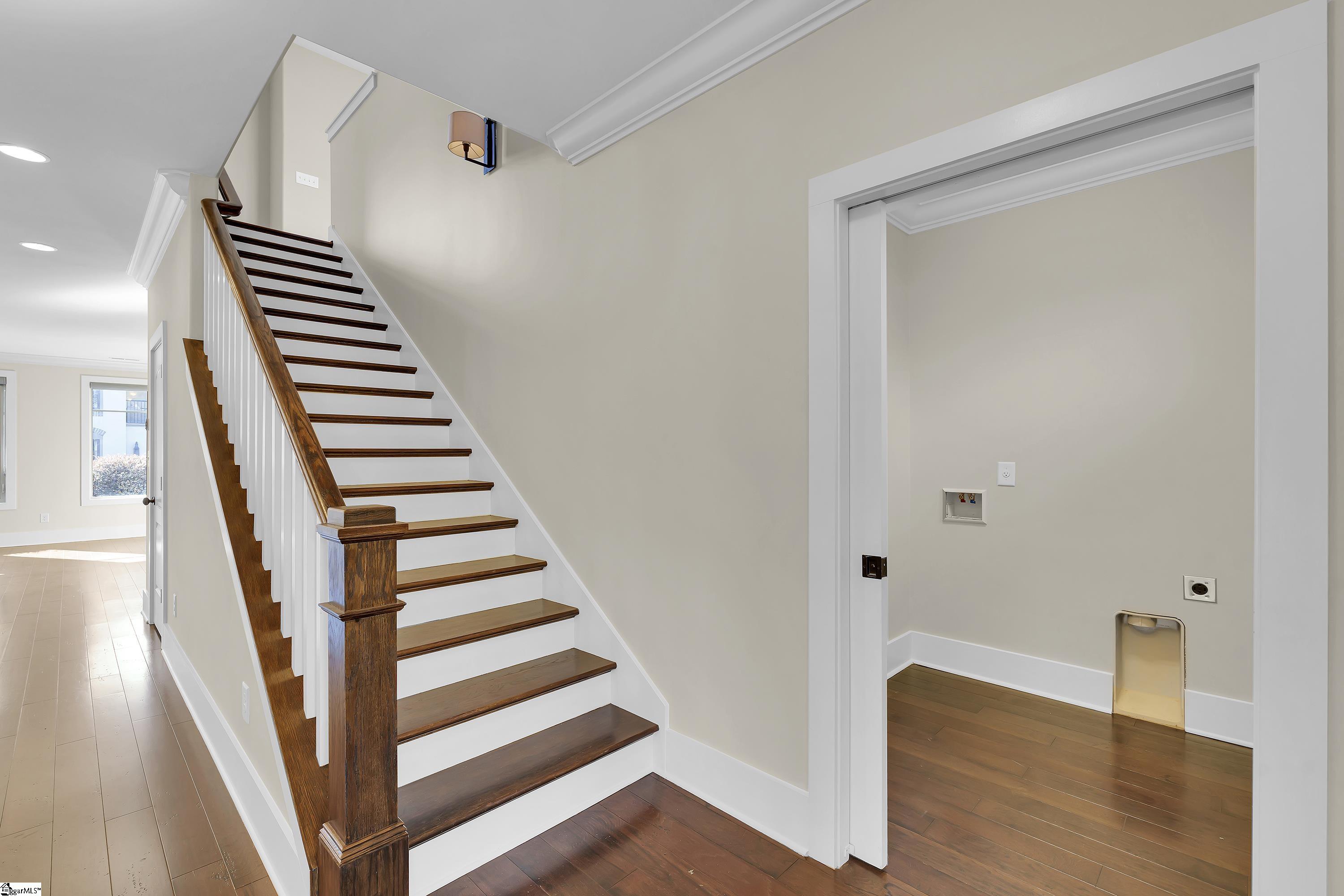 1 Village Mews Road