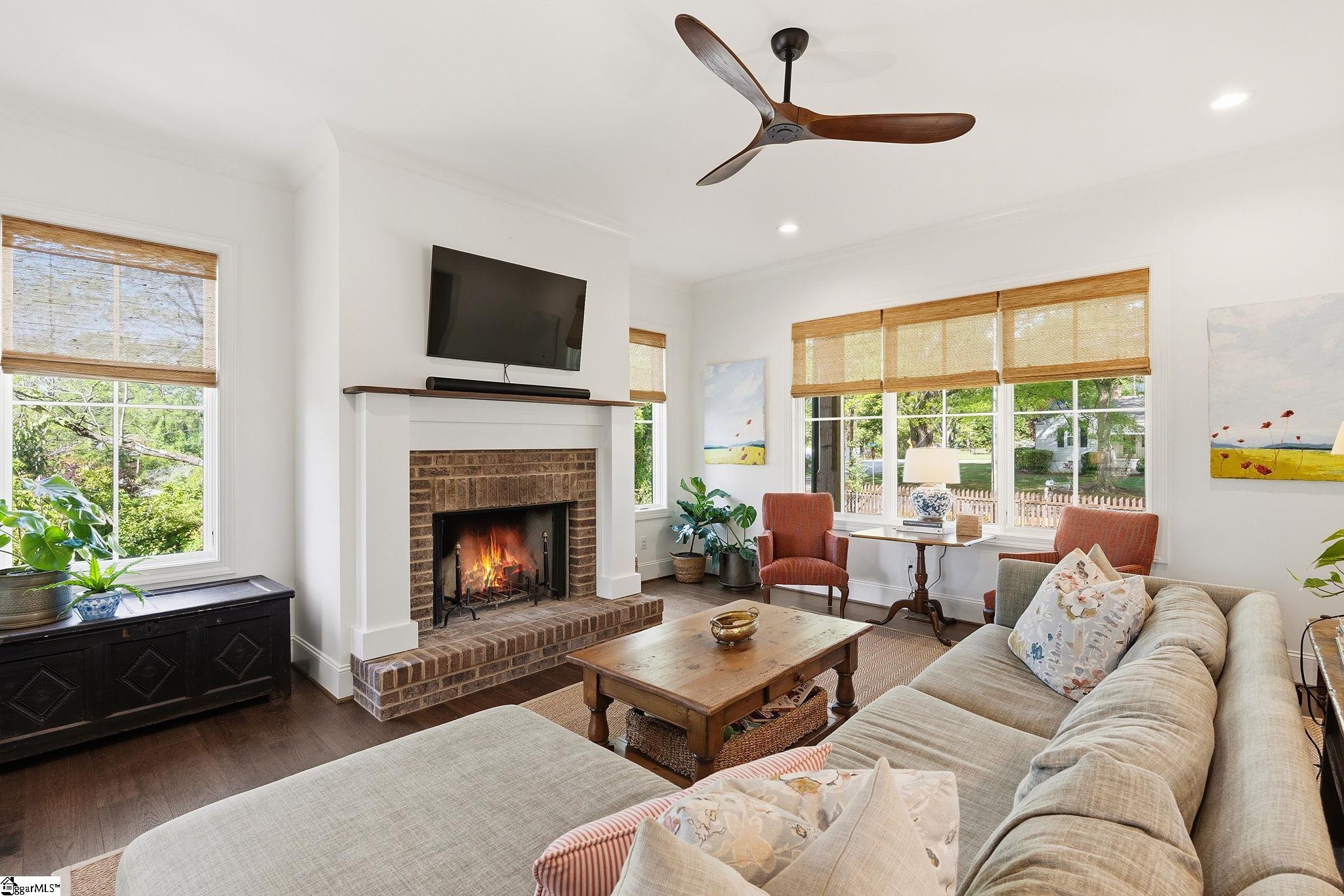 119 Columbia Circle