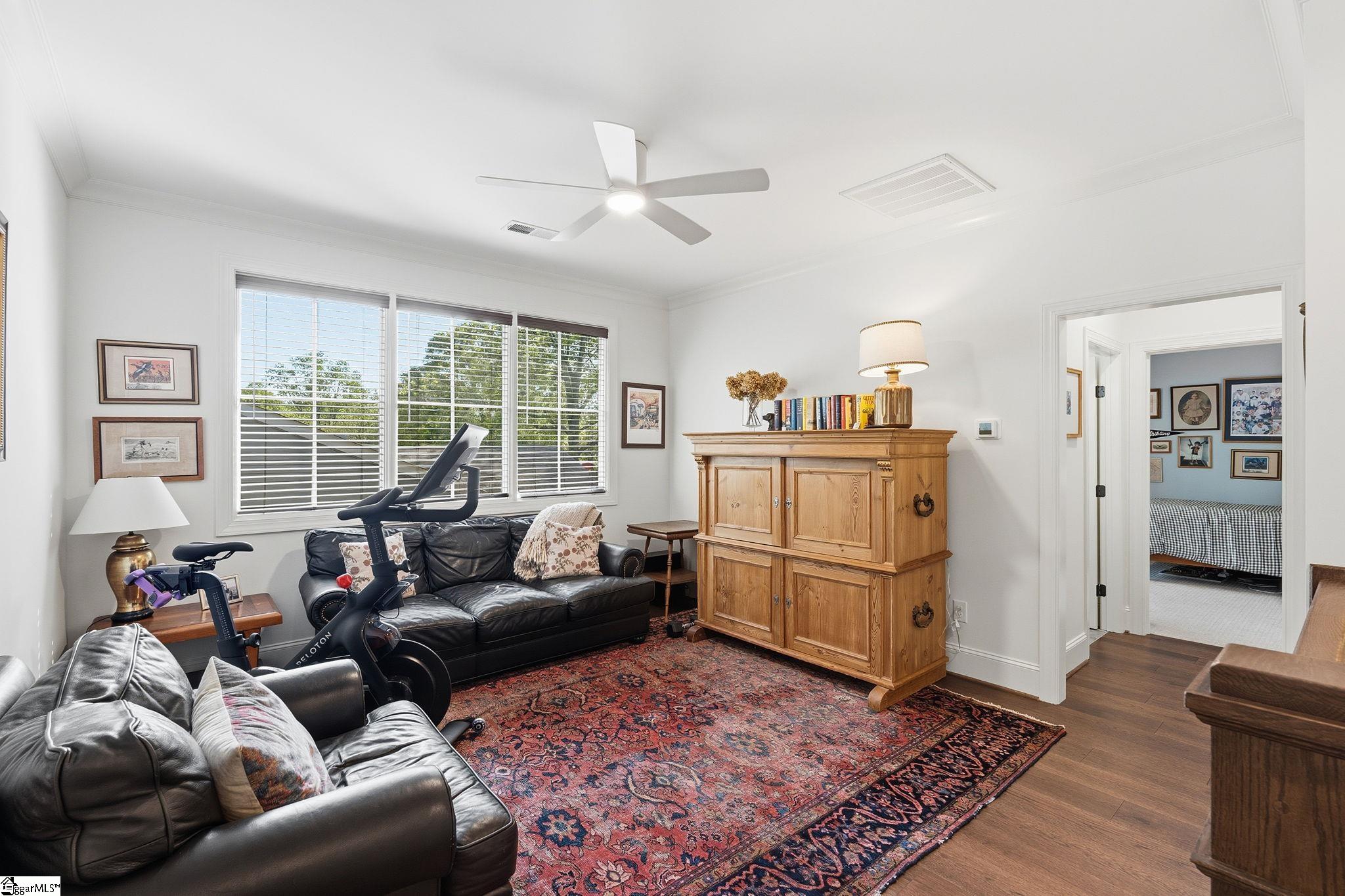 119 Columbia Circle