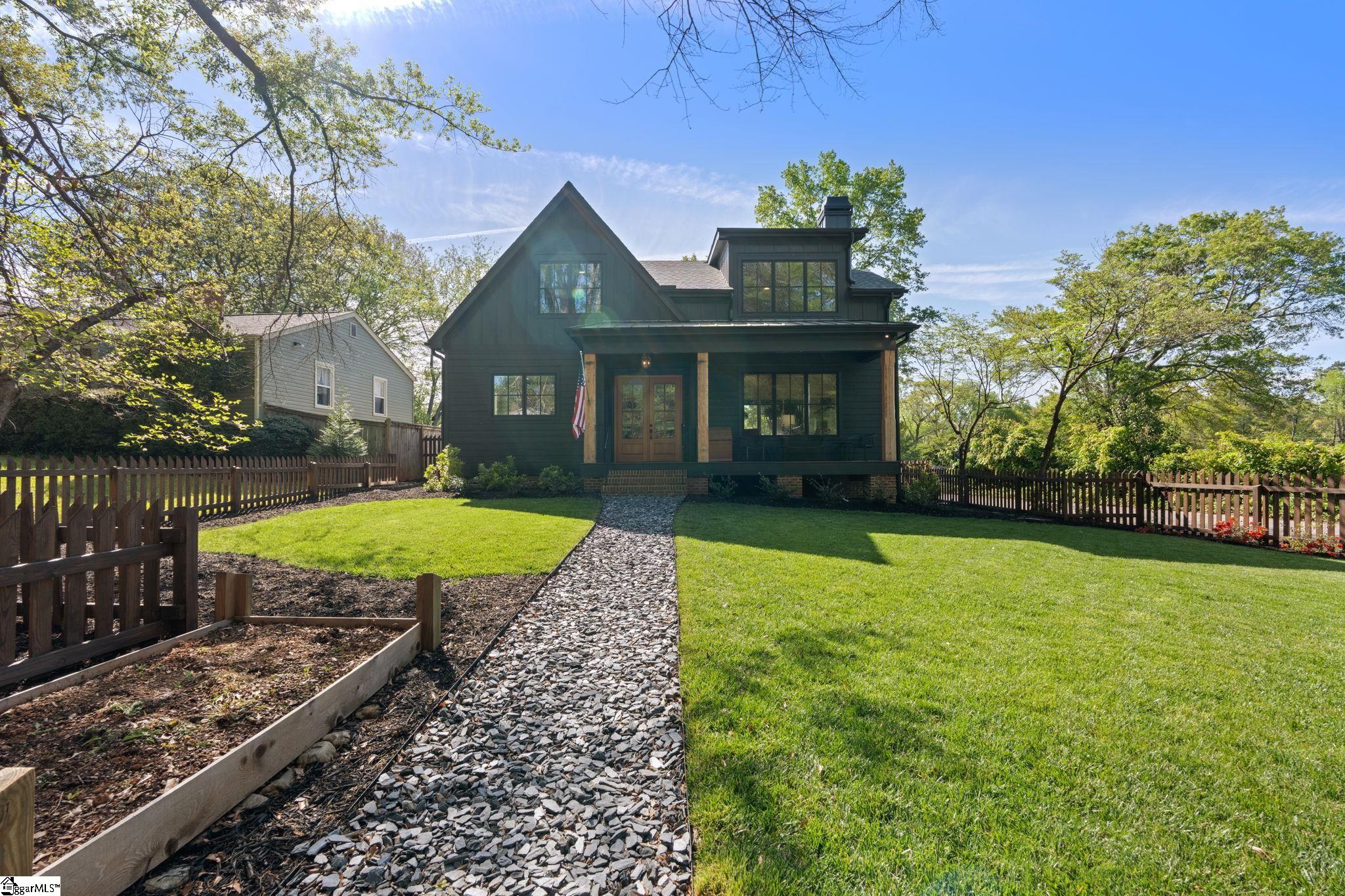 119 Columbia Circle