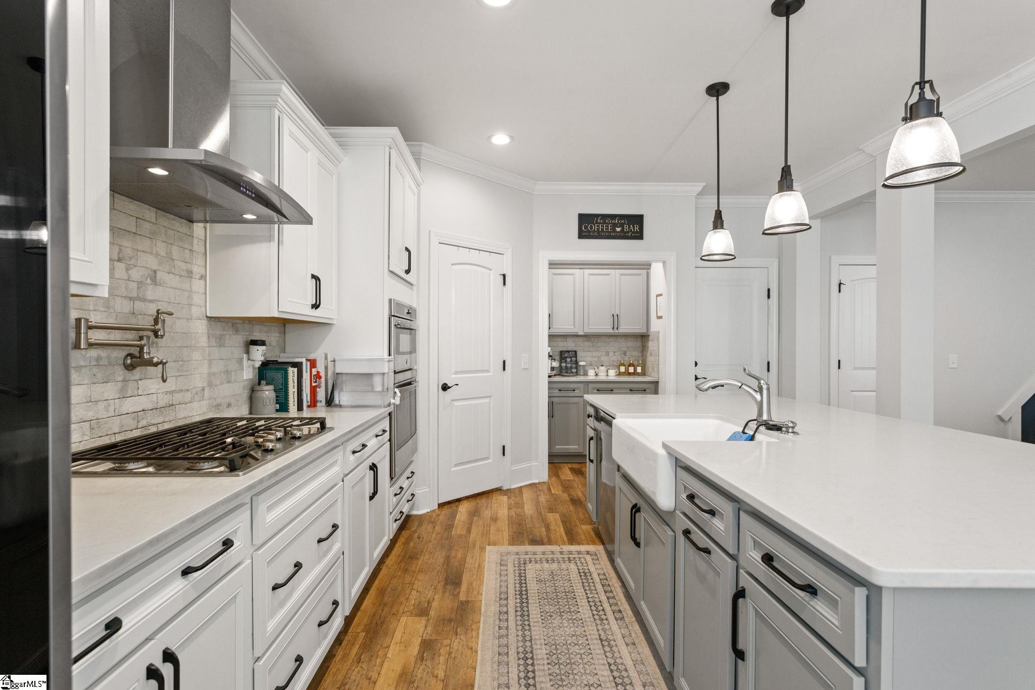 504 Forest Edge Court