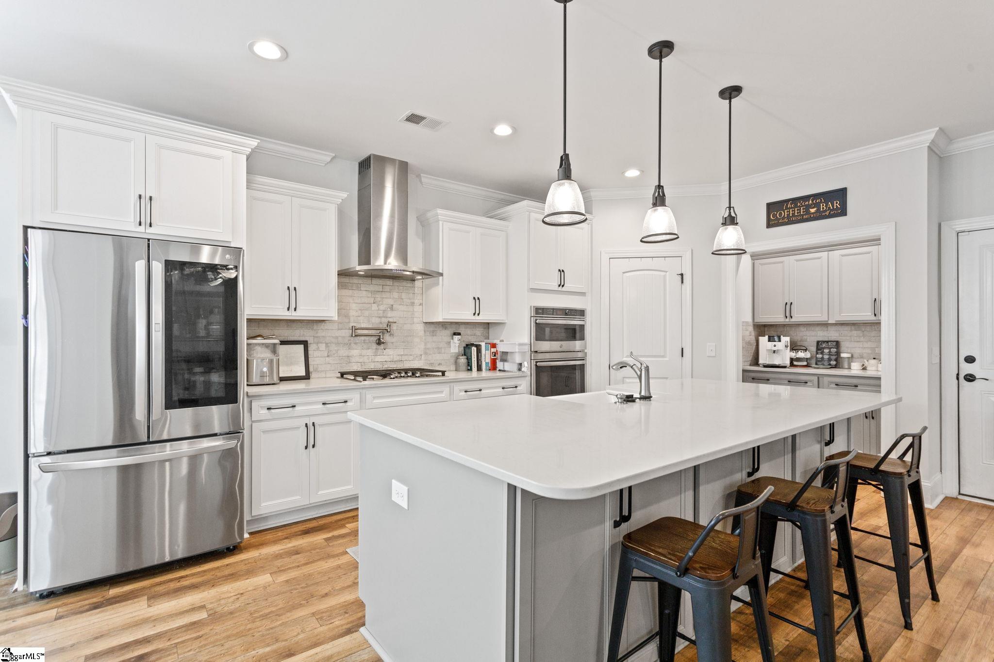 504 Forest Edge Court