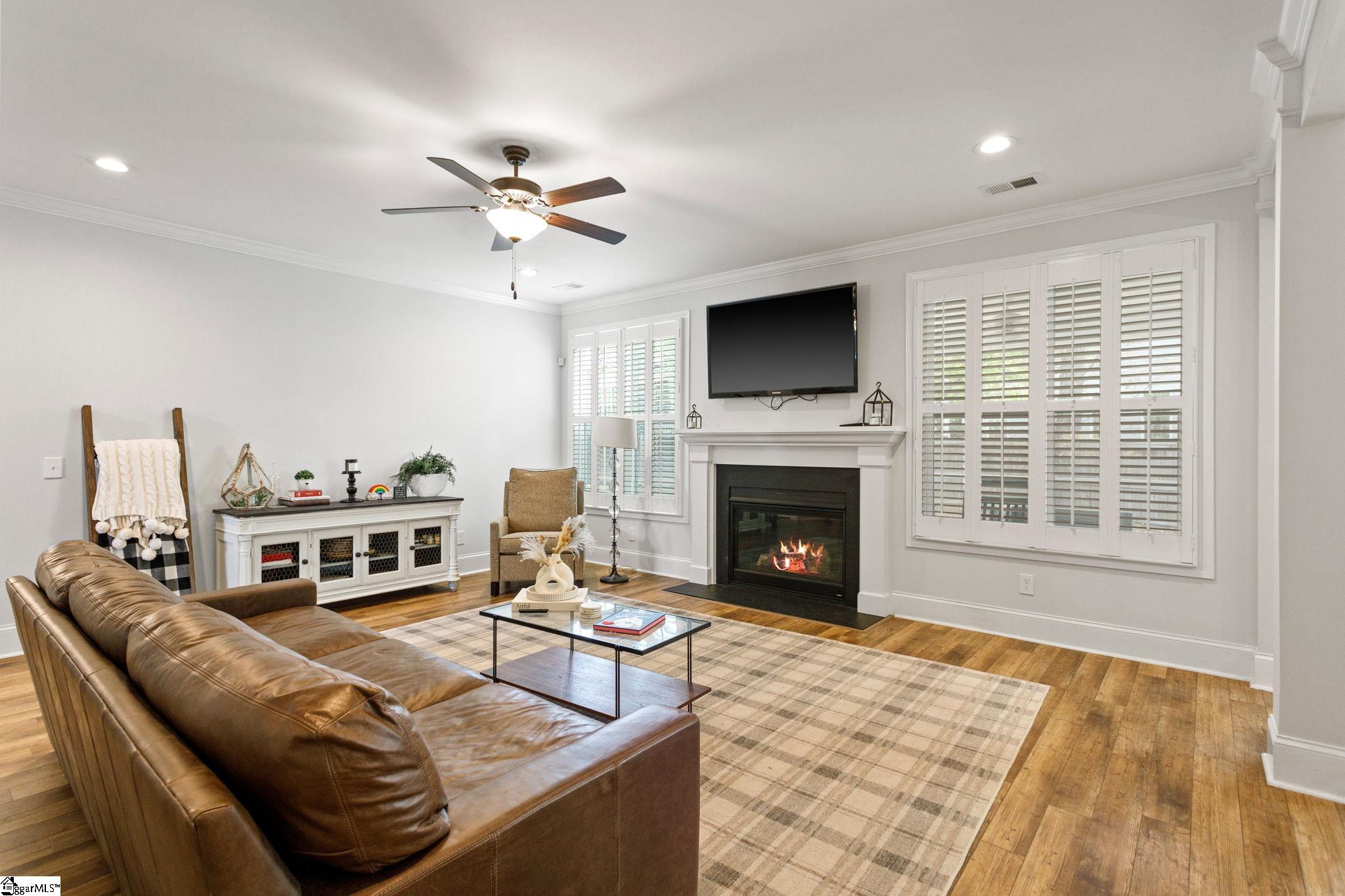 504 Forest Edge Court
