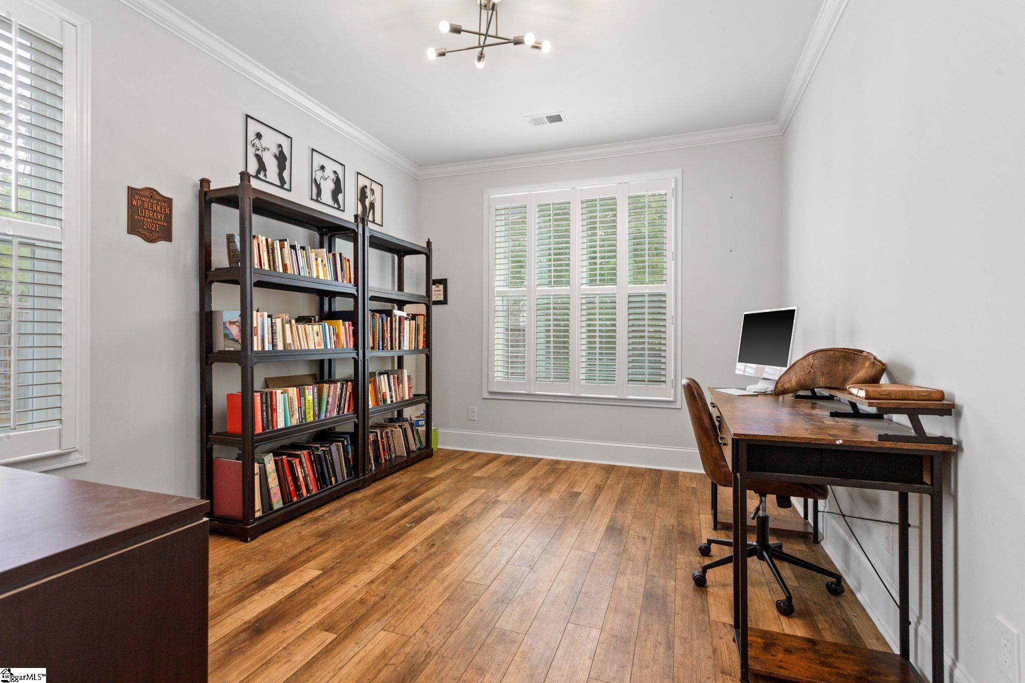 504 Forest Edge Court