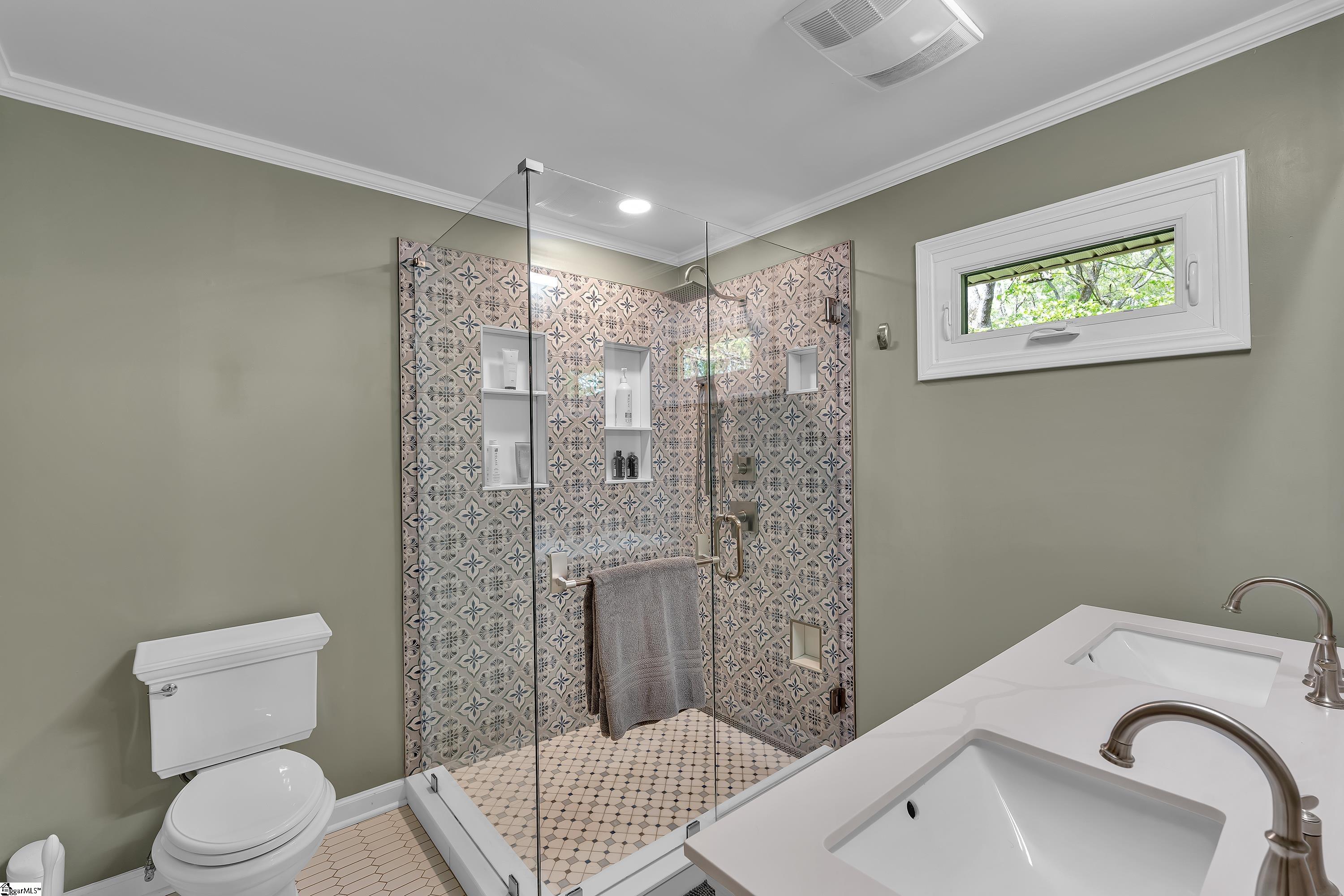 141 Greybridge Road