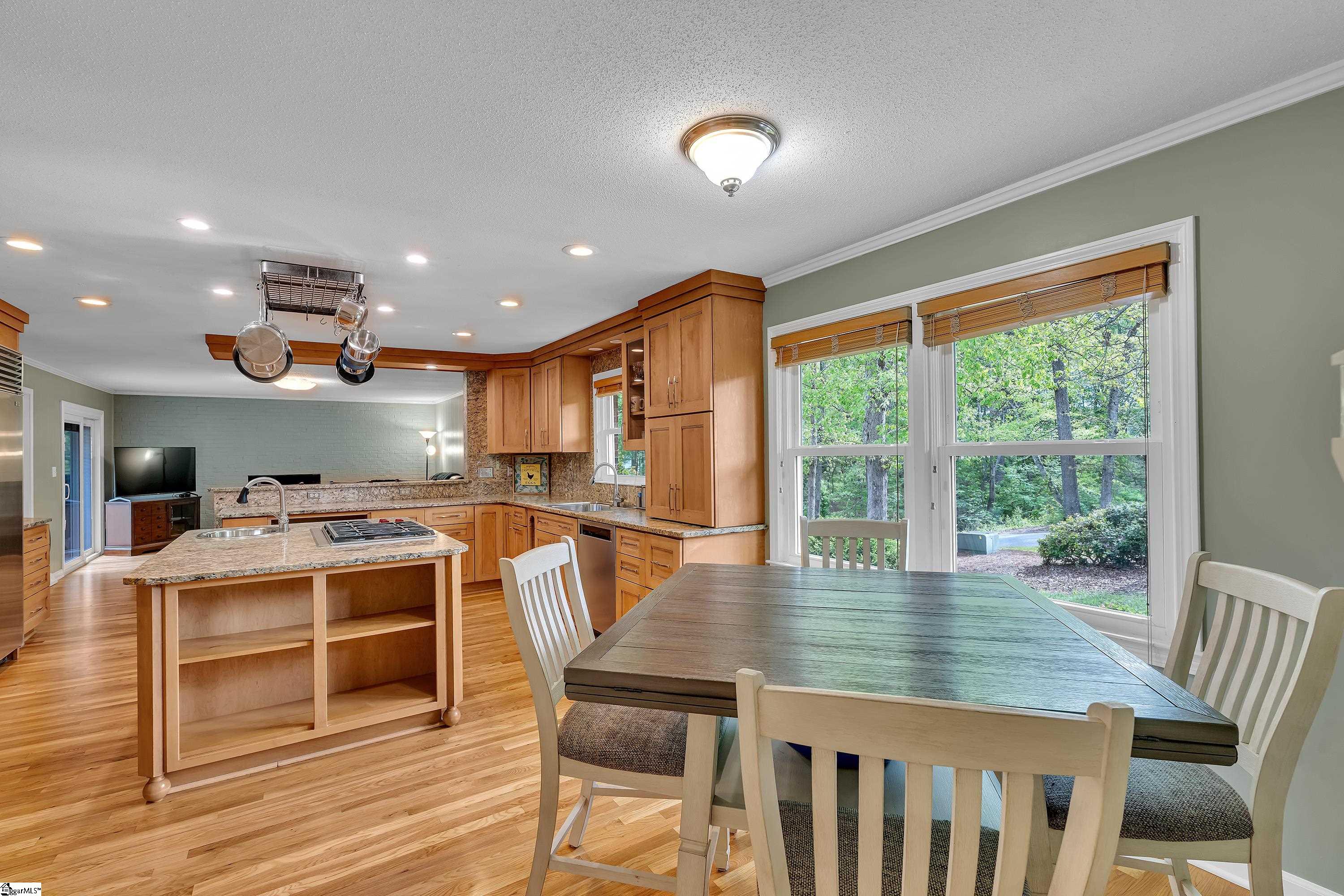 141 Greybridge Road