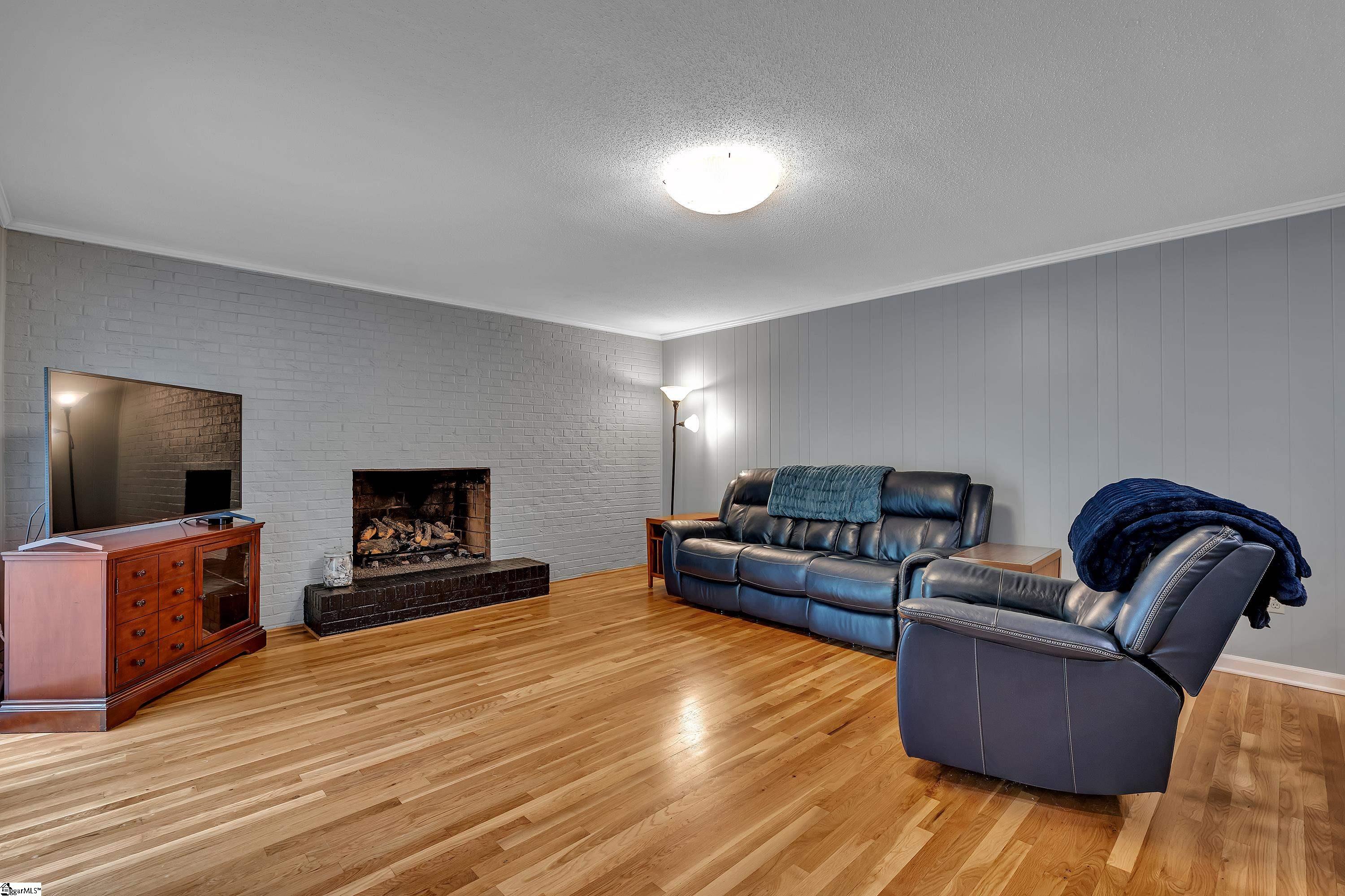 141 Greybridge Road