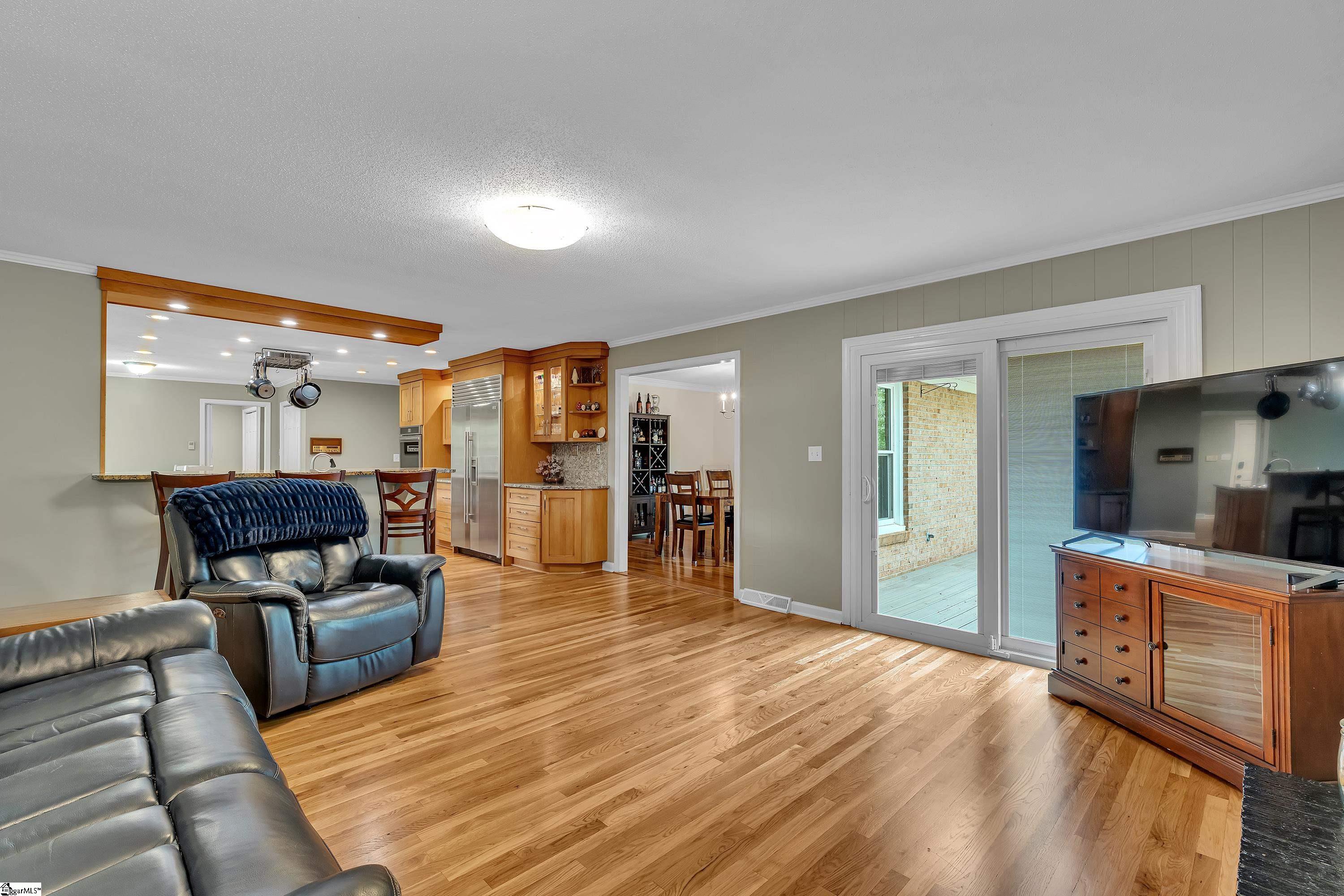141 Greybridge Road