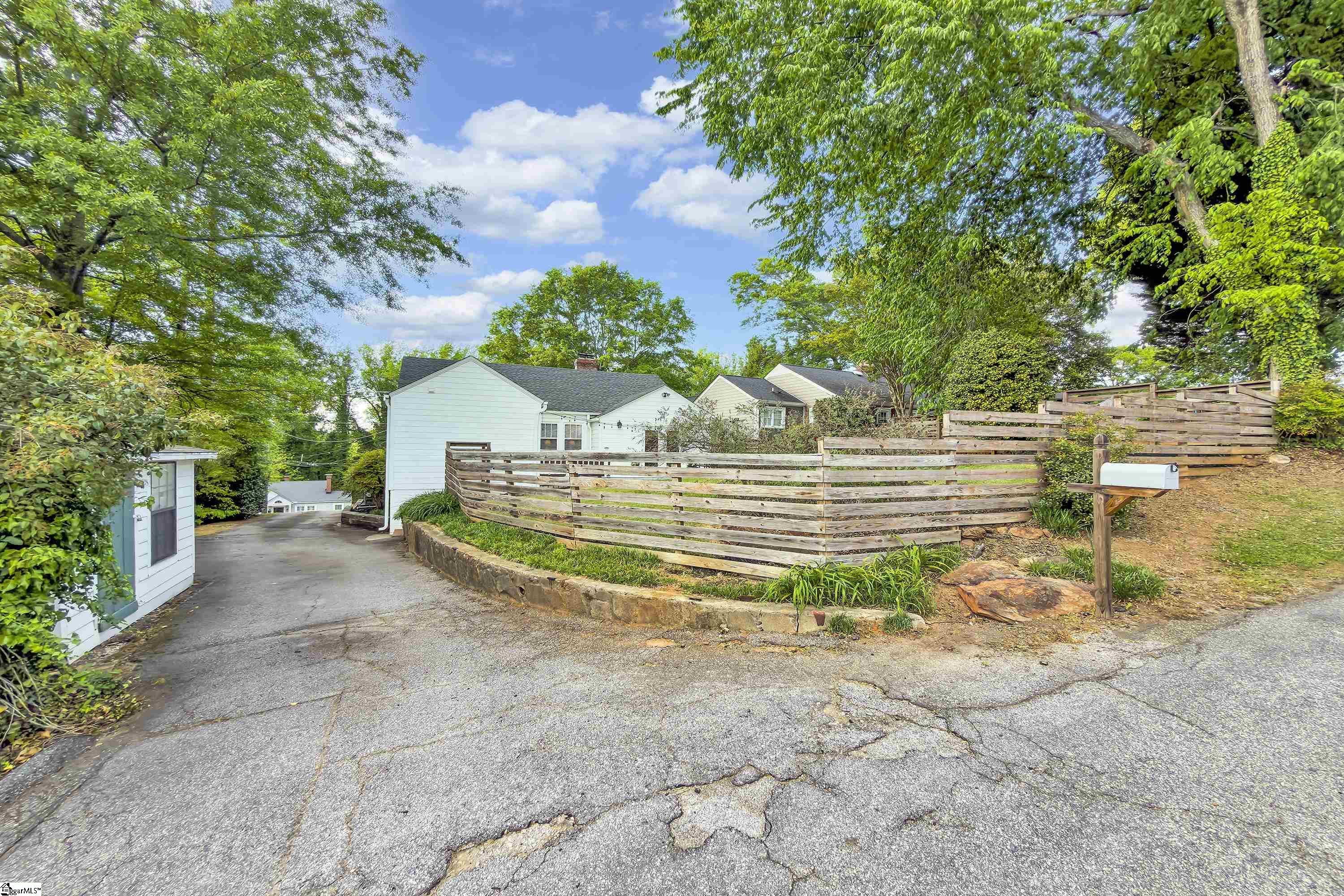 309 Melville Avenue