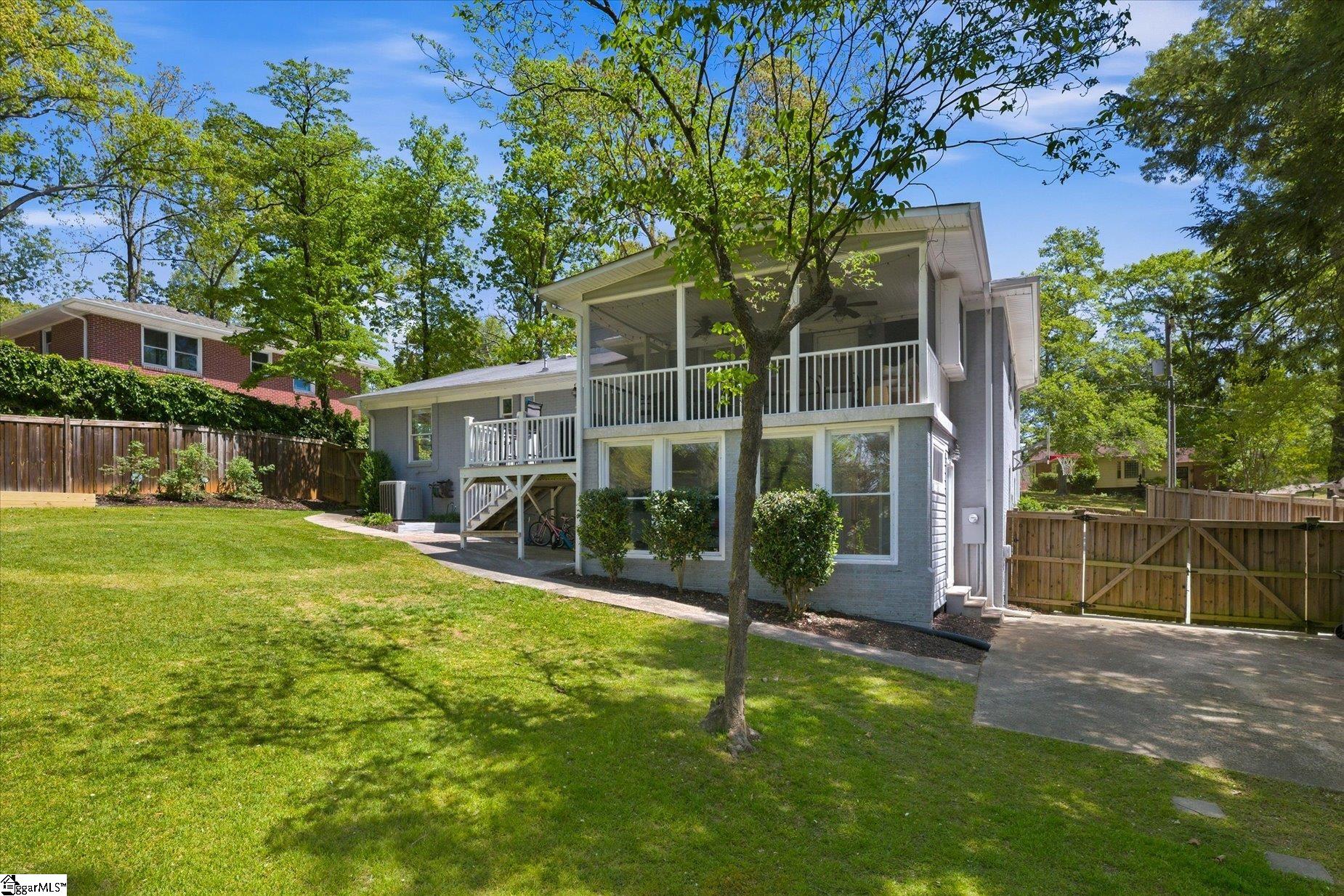 5 Lockwood Avenue