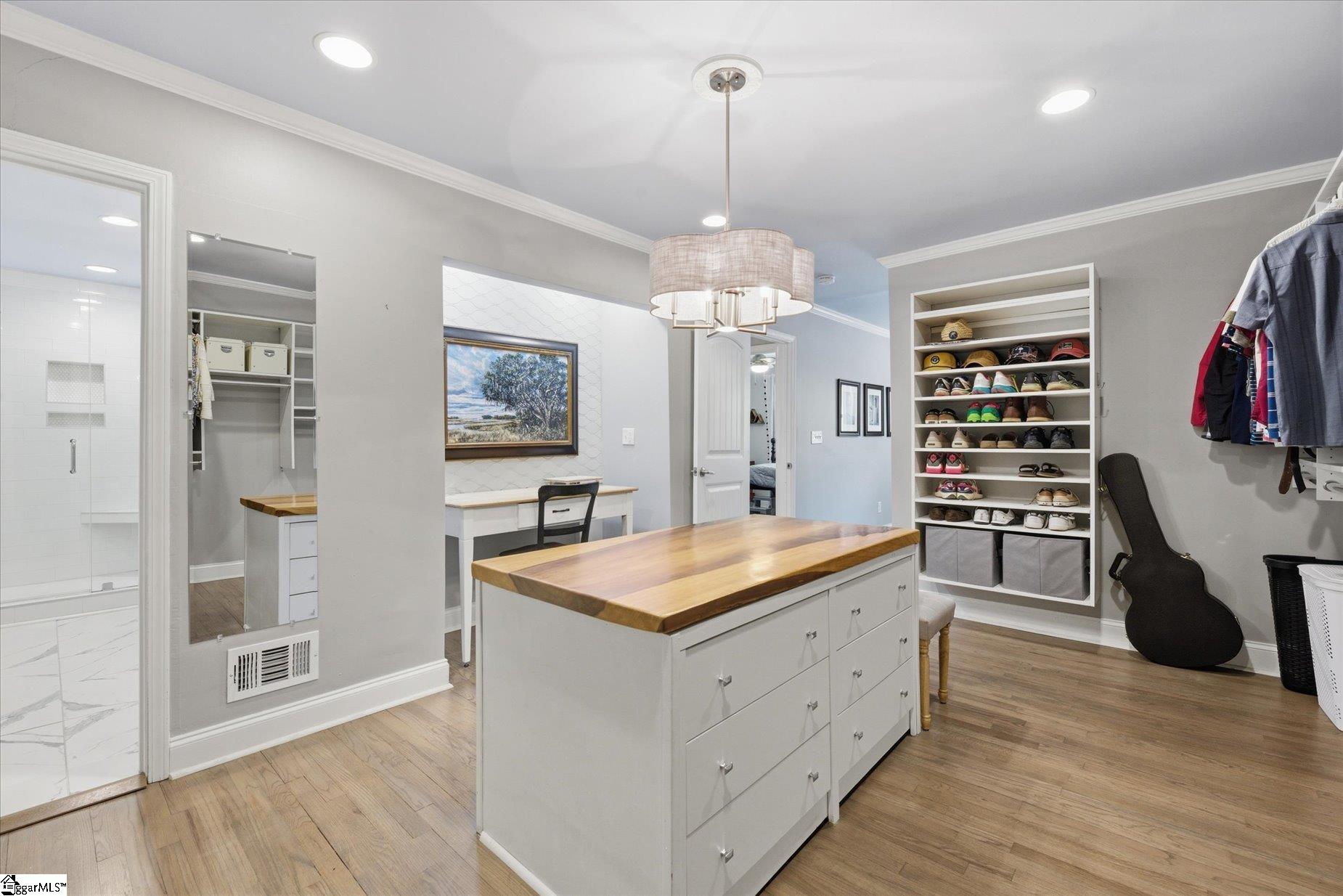 5 Lockwood Avenue
