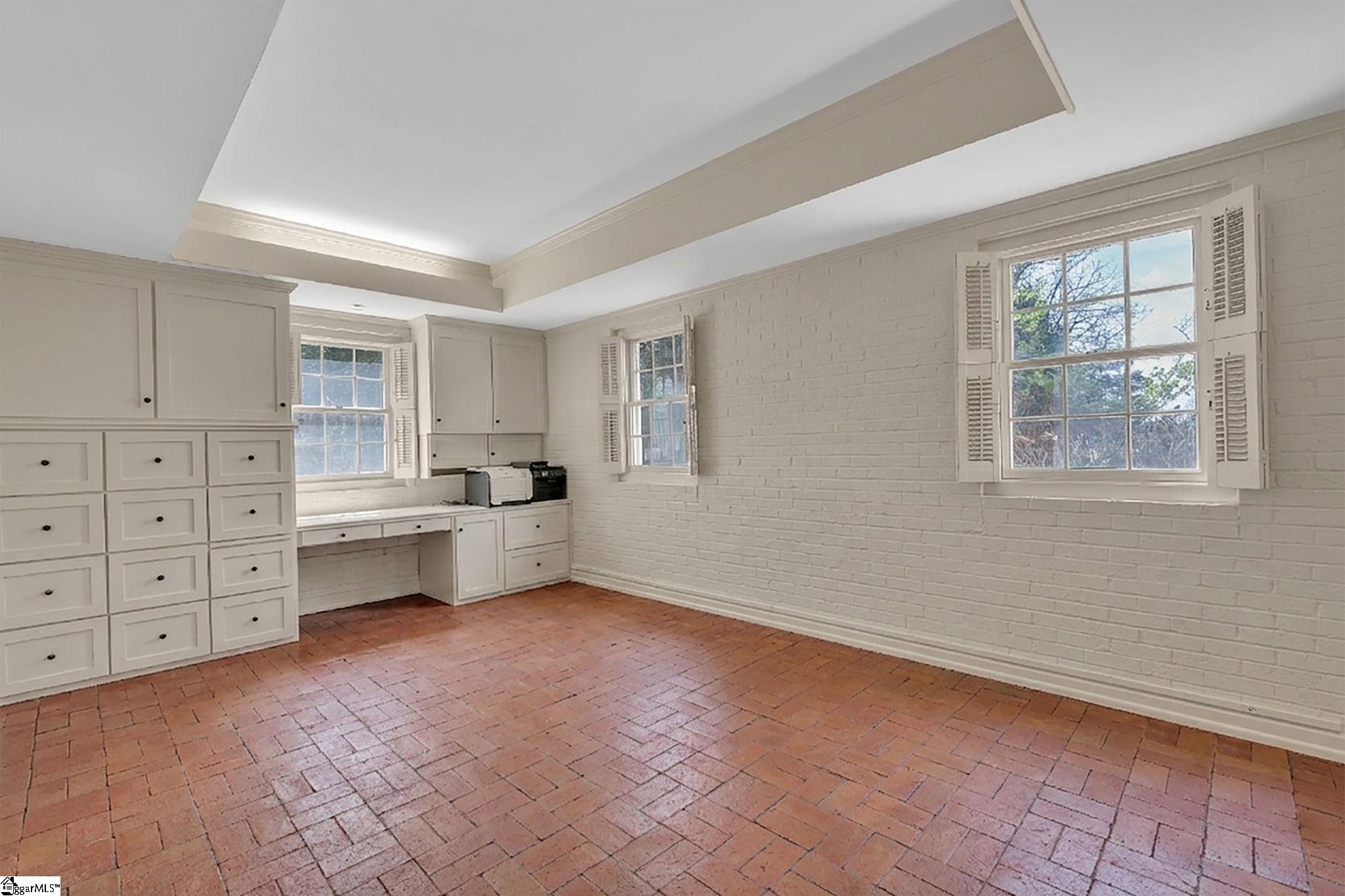 644 Altamont Road