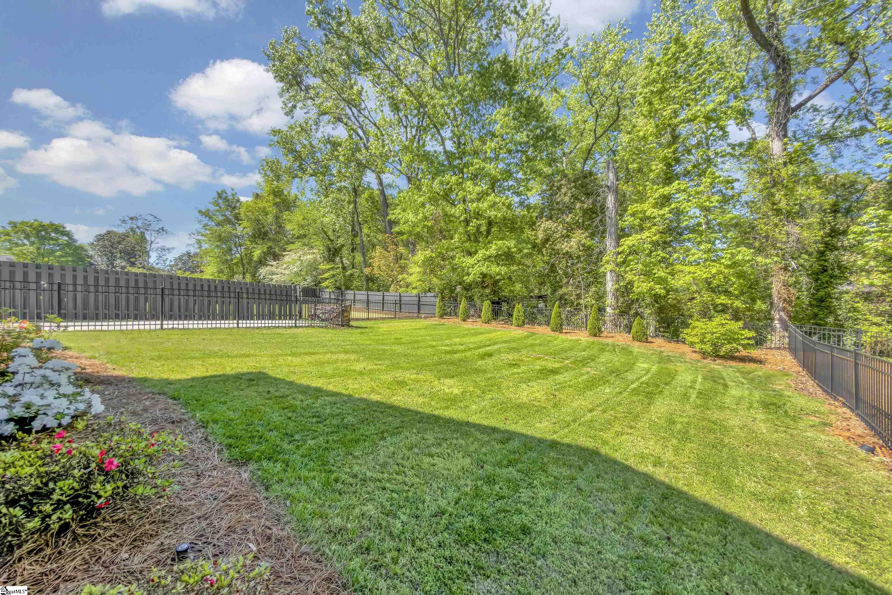 23 Highcroft Court
