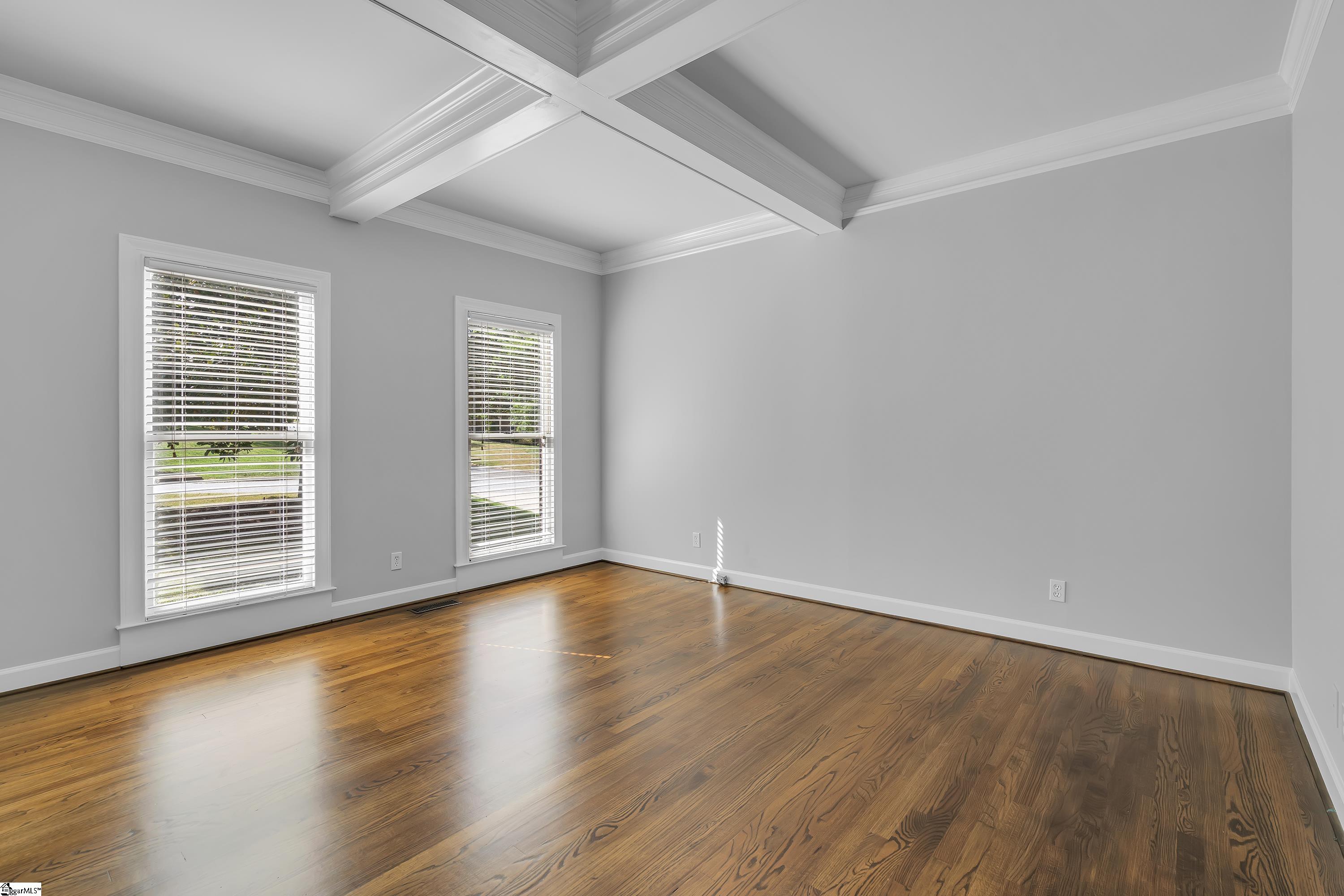 210 Ledgewood Way