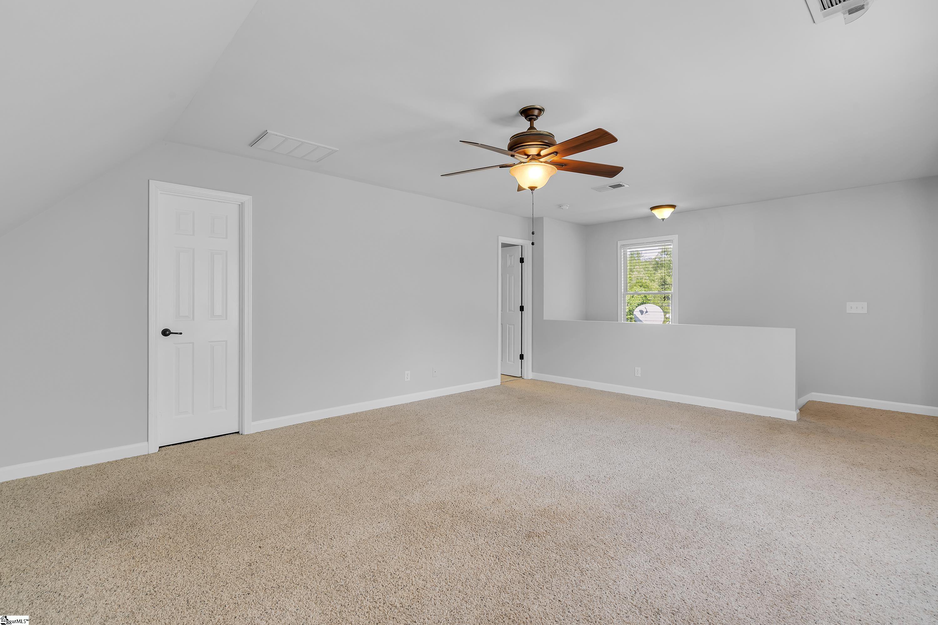 210 Ledgewood Way