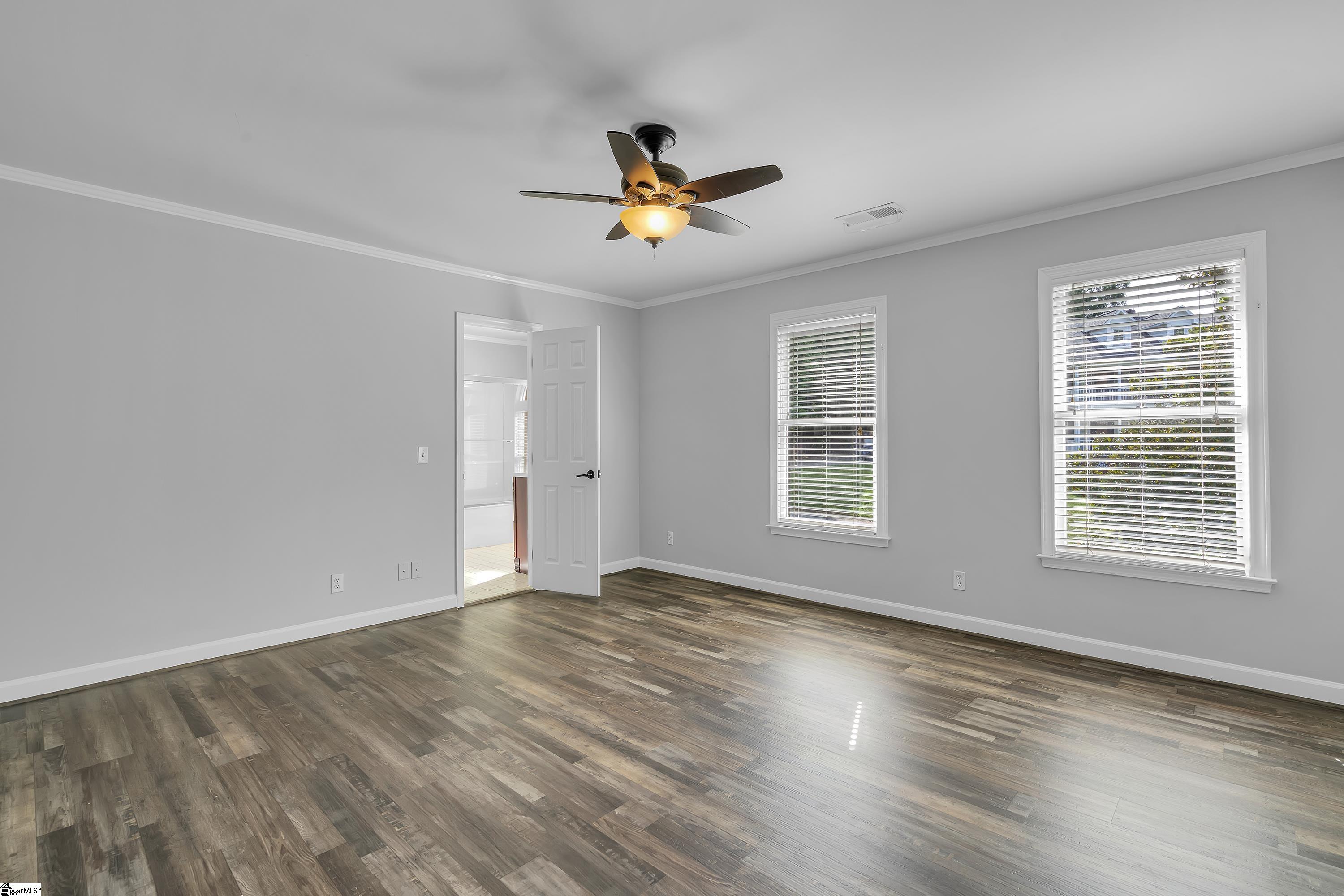 210 Ledgewood Way