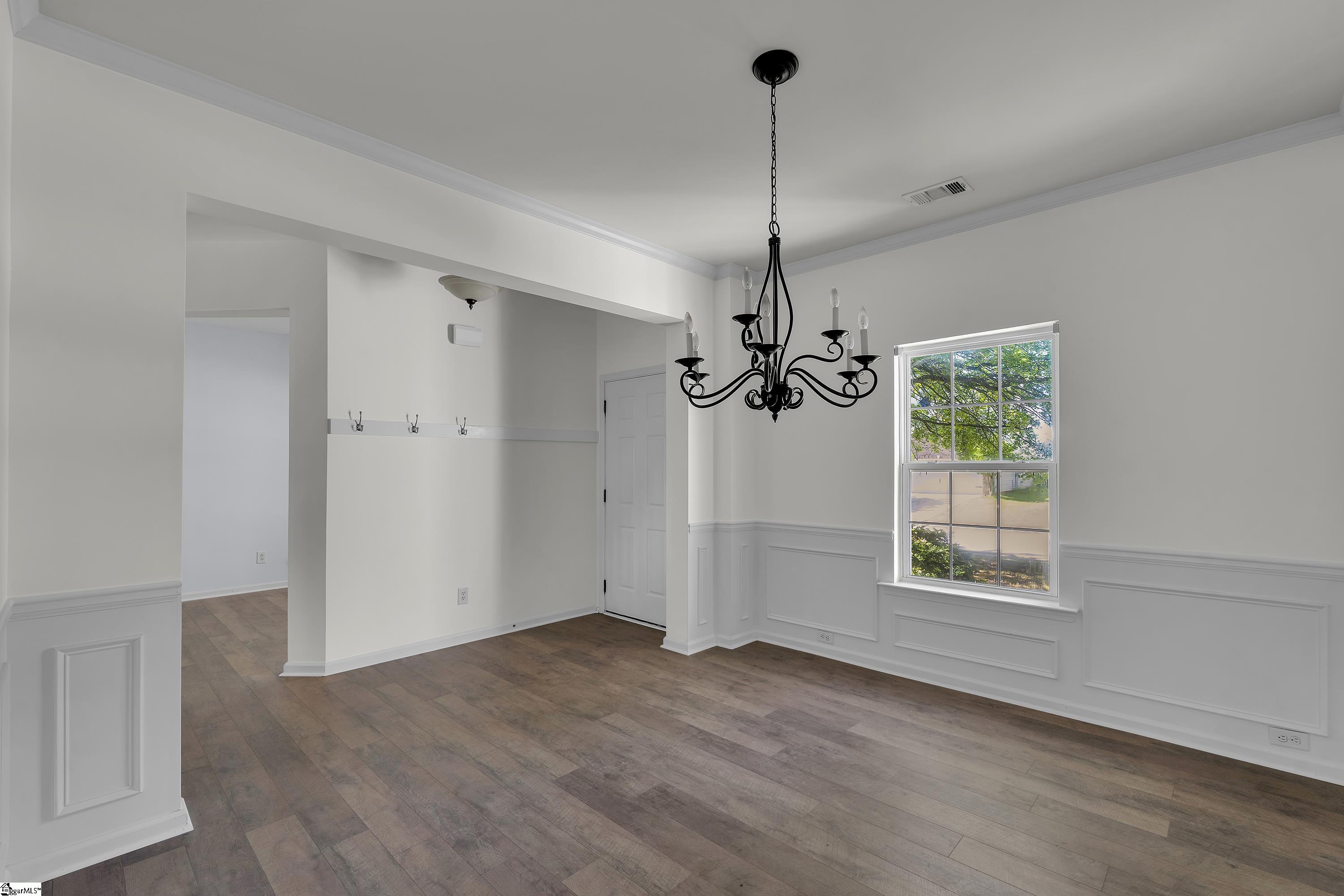 1 Meadowrise Lane