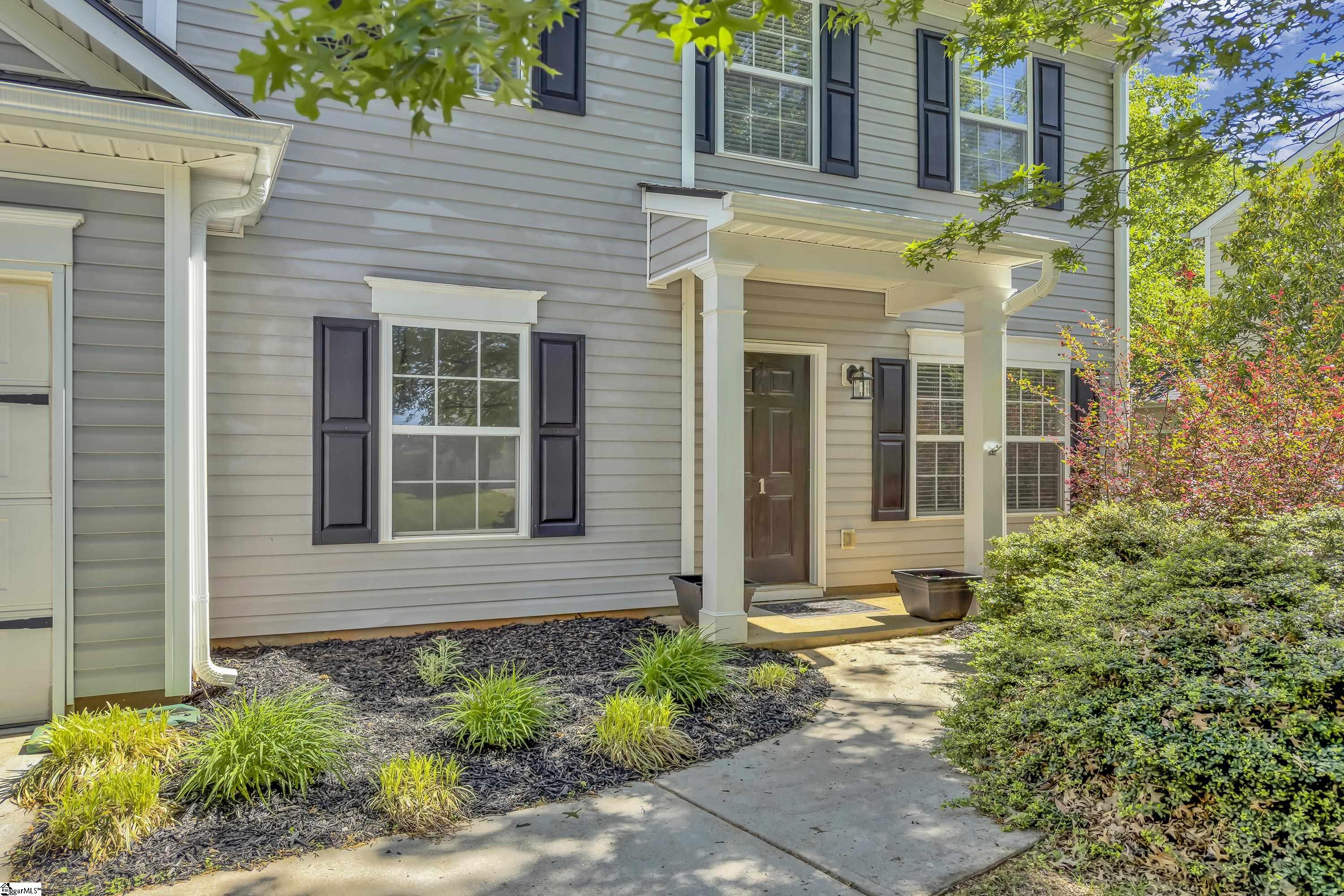 1 Meadowrise Lane