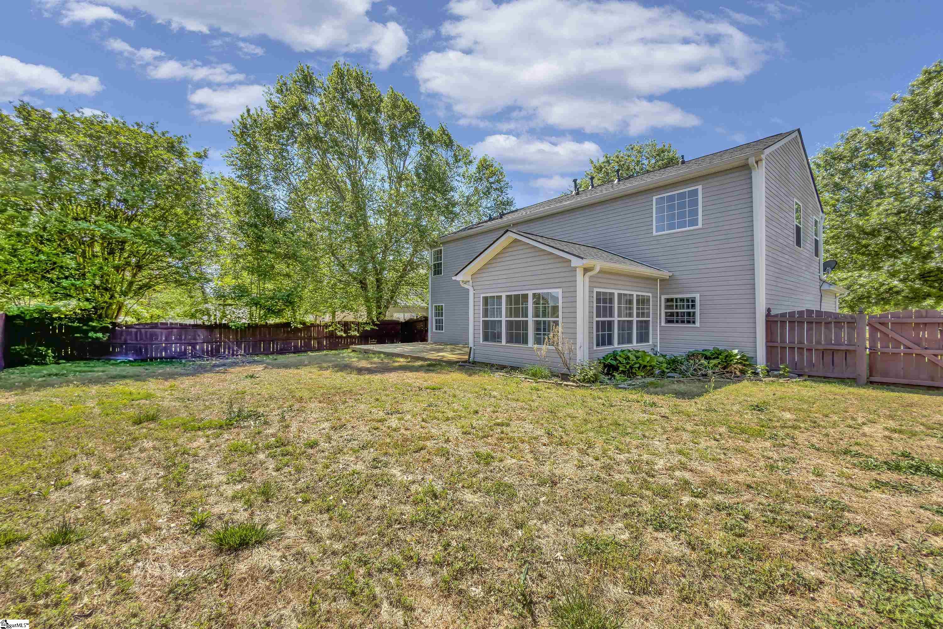 1 Meadowrise Lane