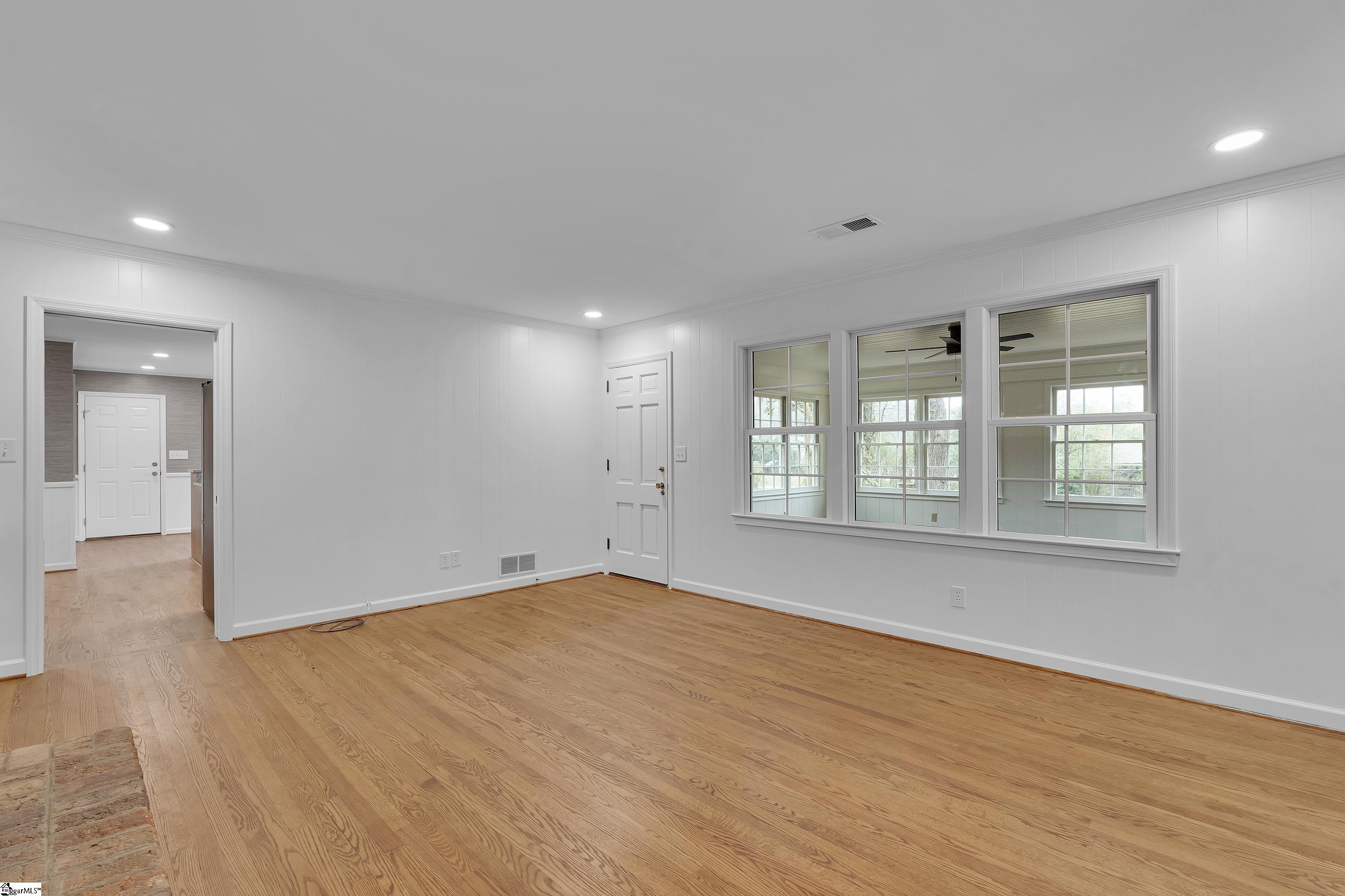 401 Southway Street