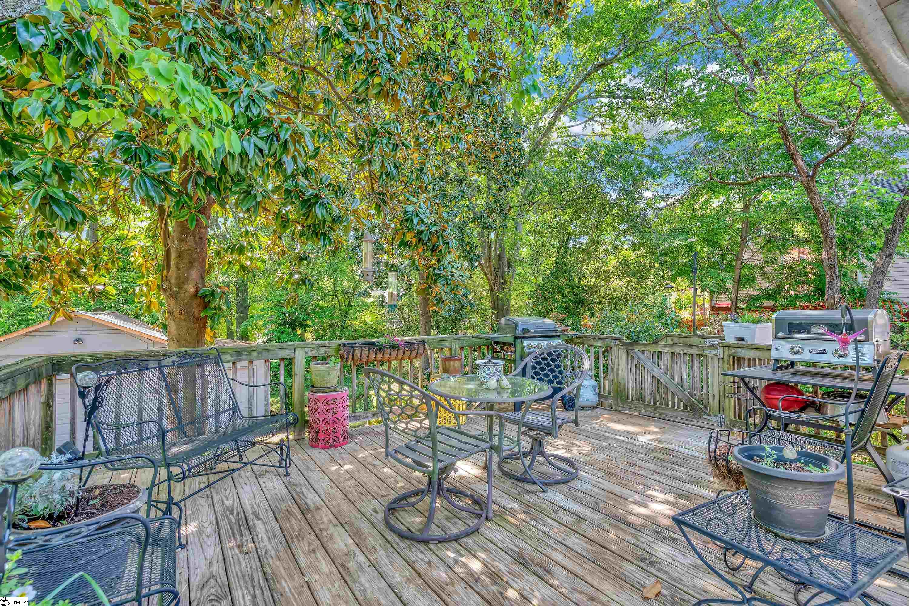 114 E Augusta Place