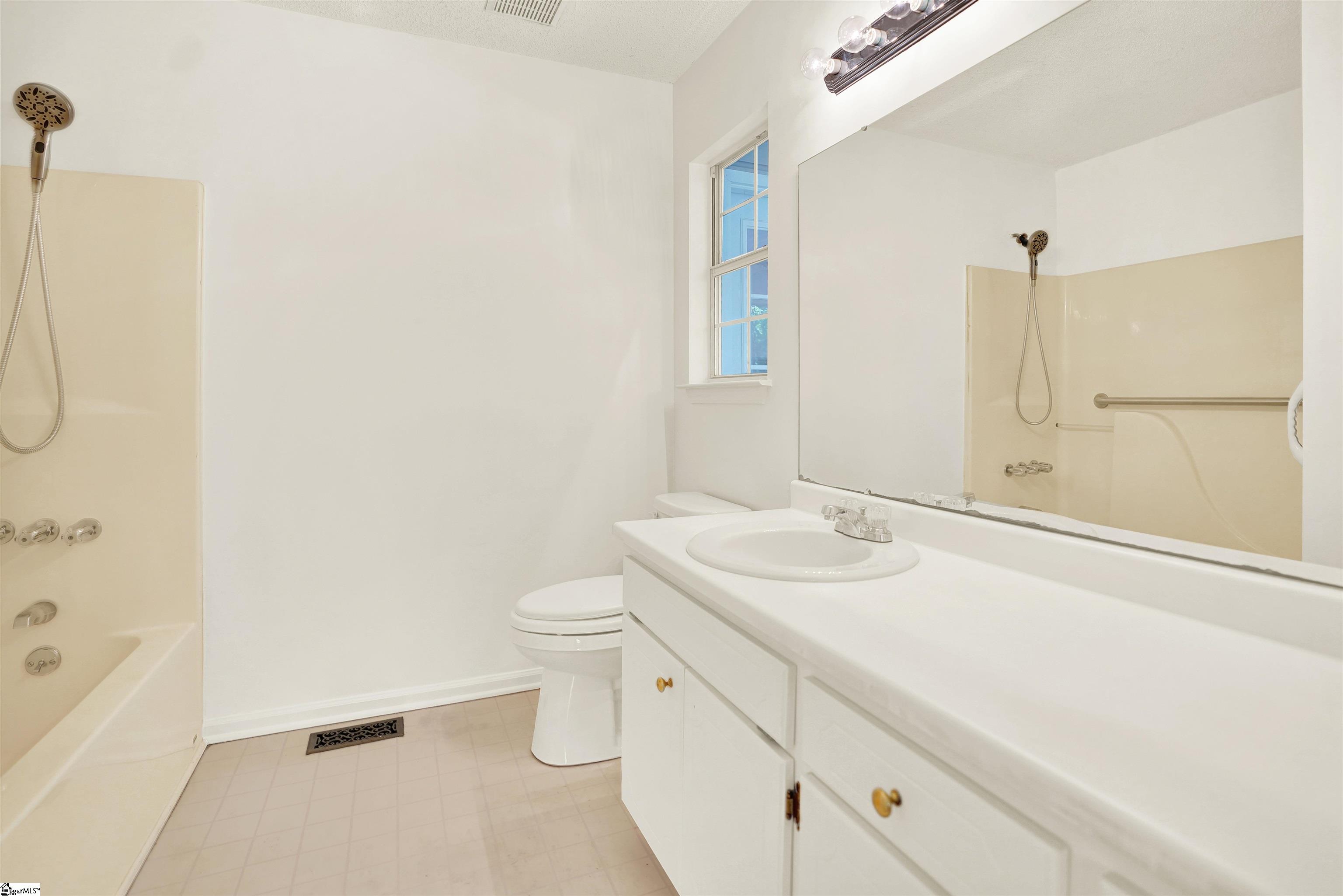 7 Glenrock Lane