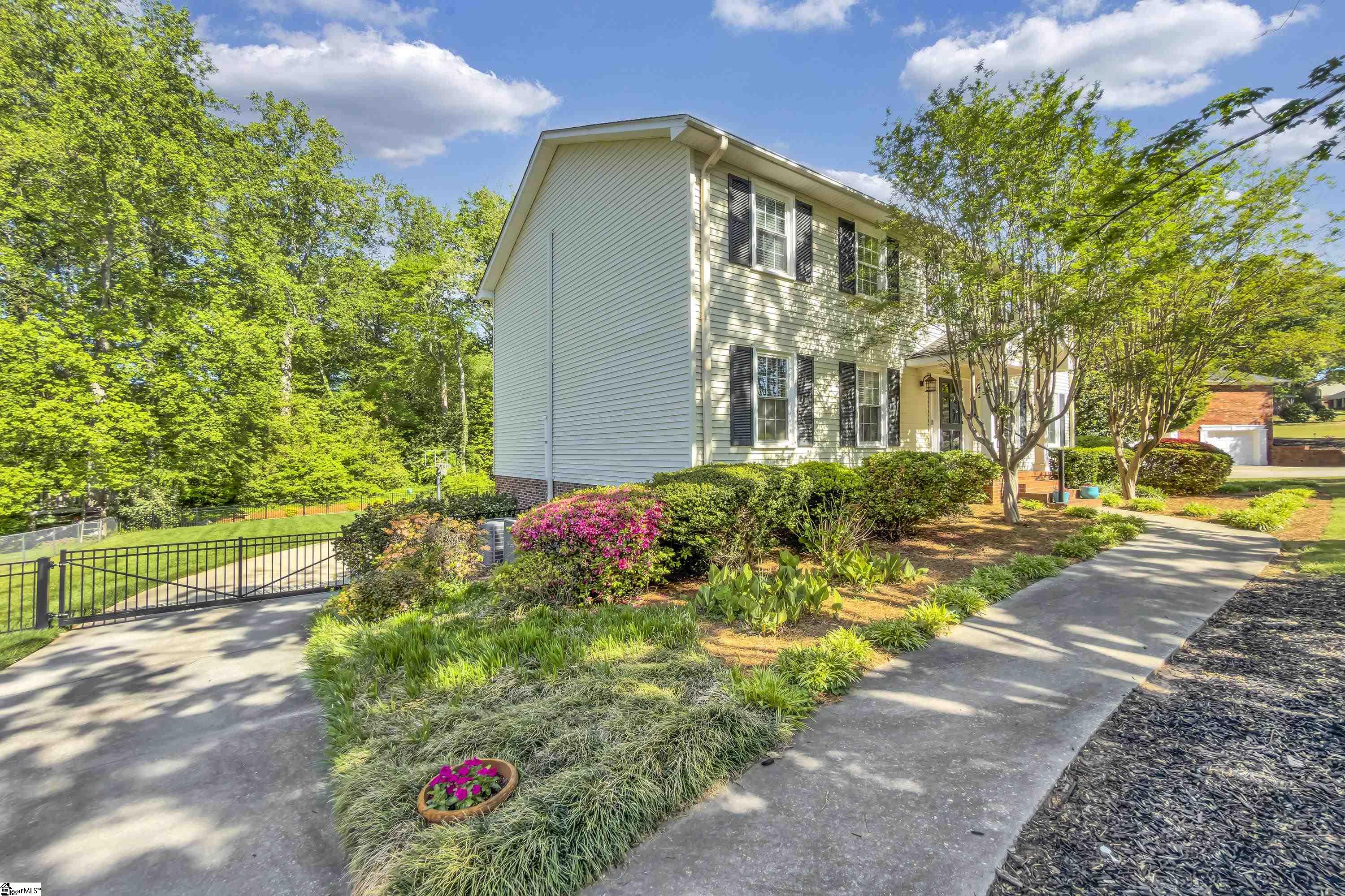 125 Woody Creek Road