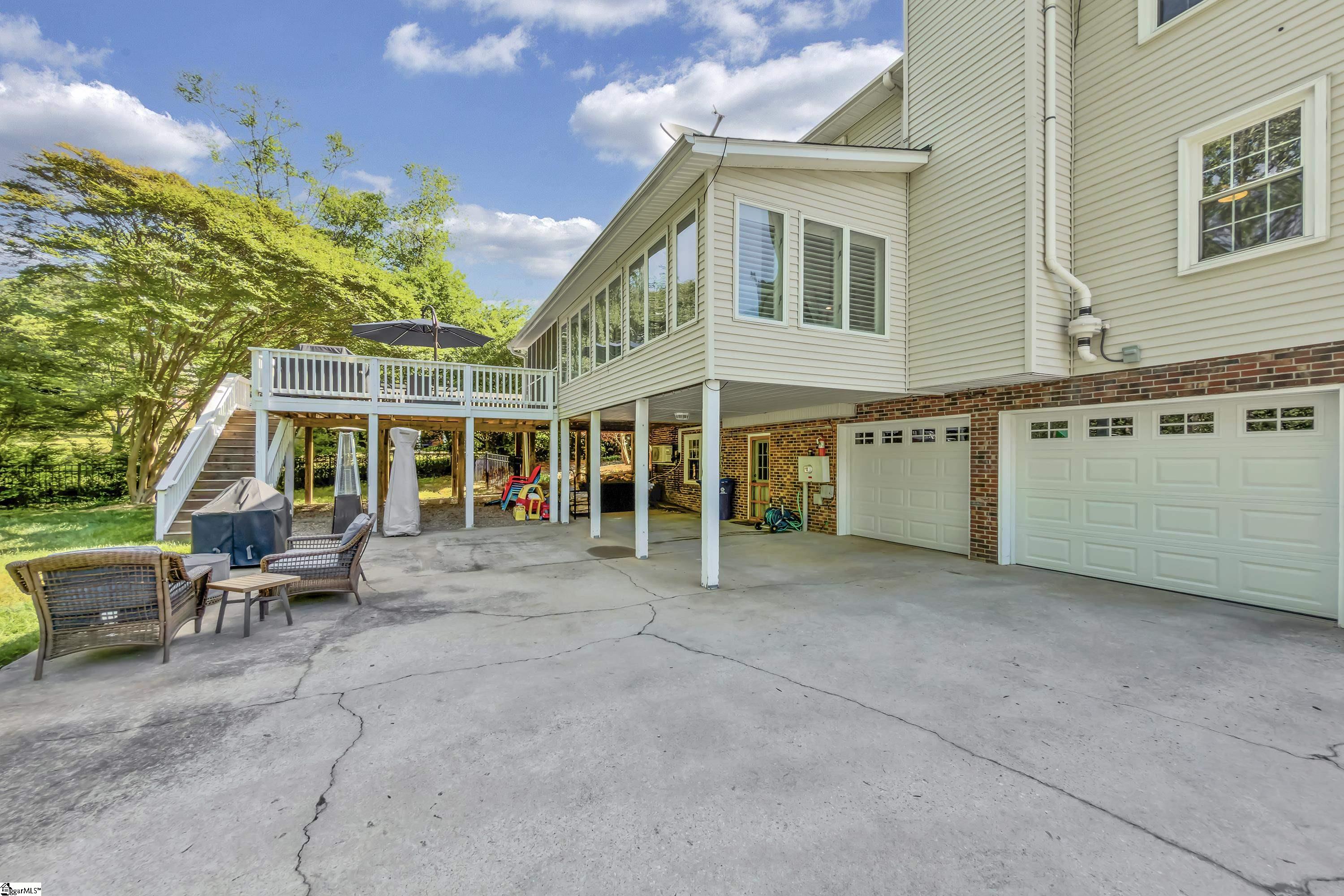 125 Woody Creek Road