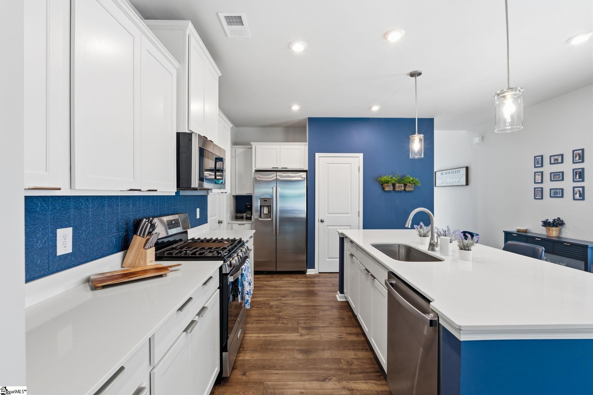 1538 Honeybee Lane