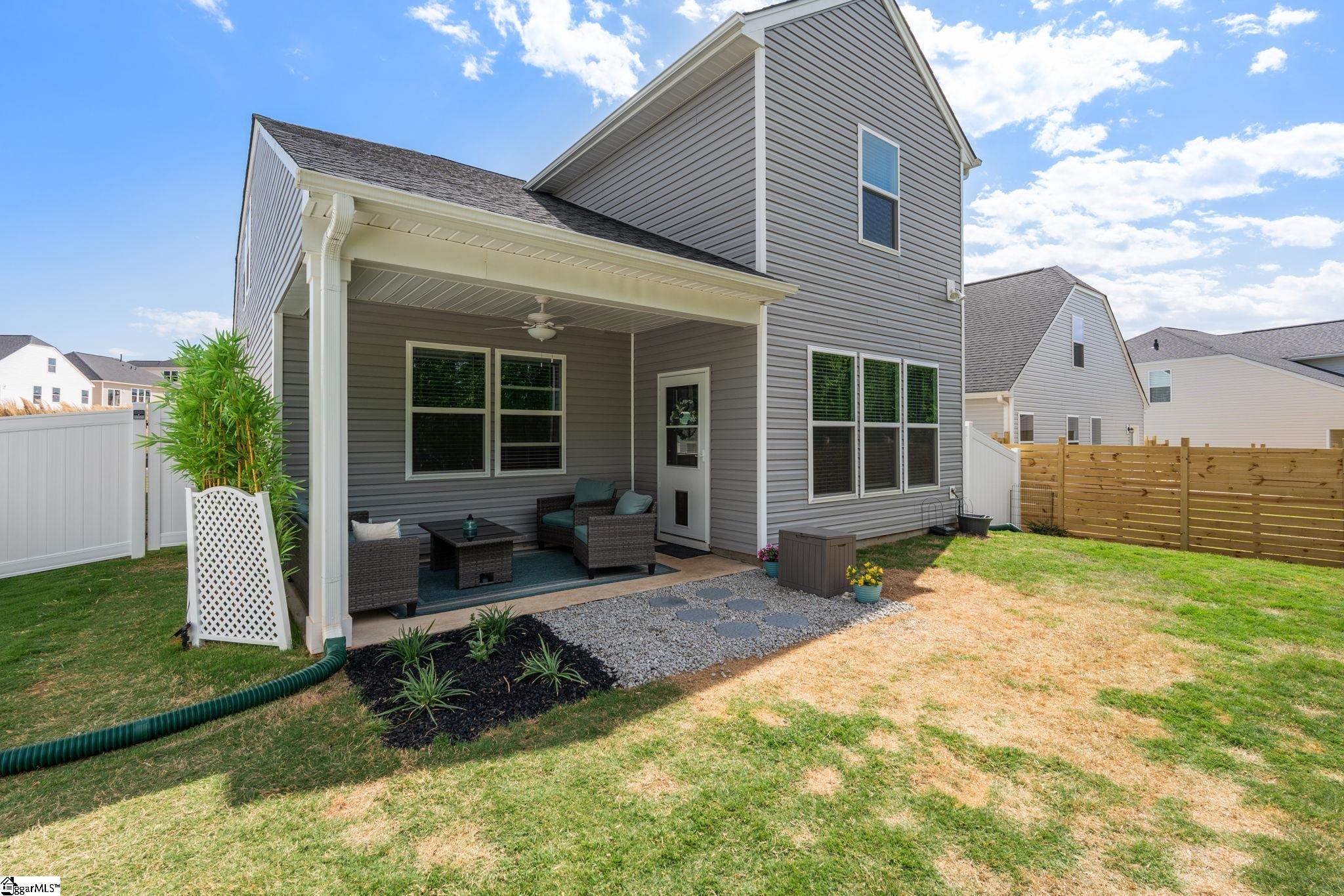 1538 Honeybee Lane