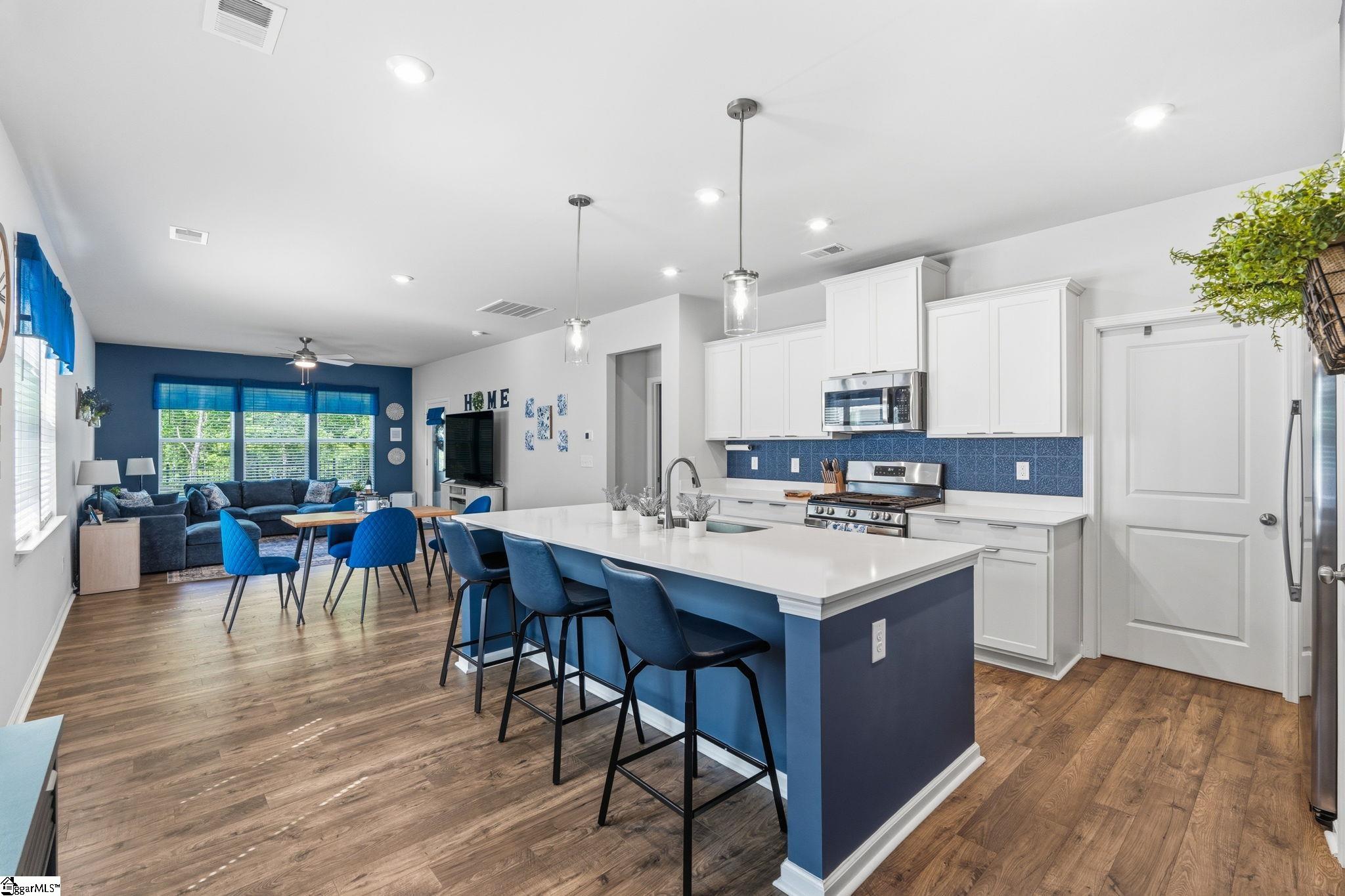 1538 Honeybee Lane