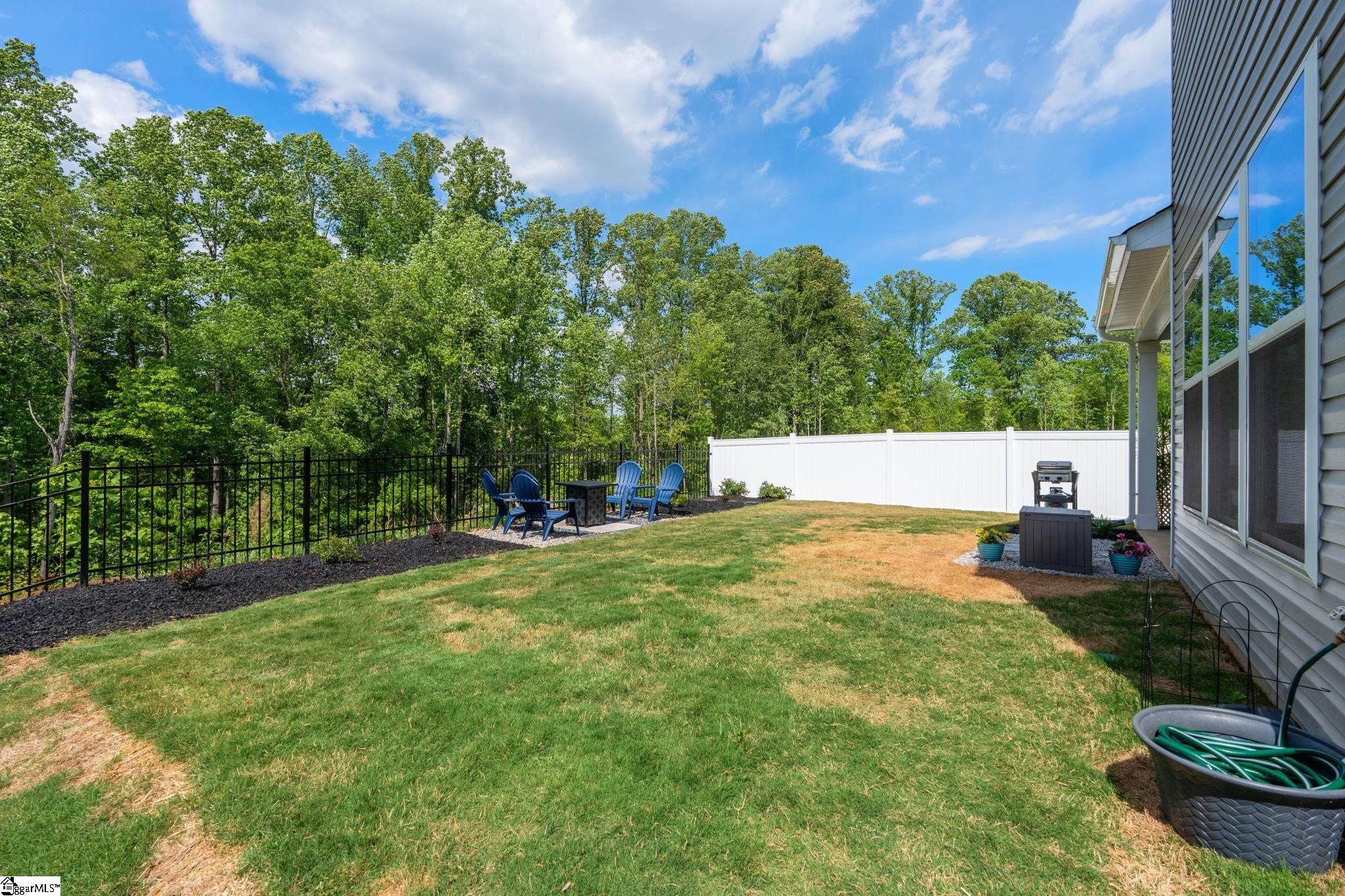 1538 Honeybee Lane